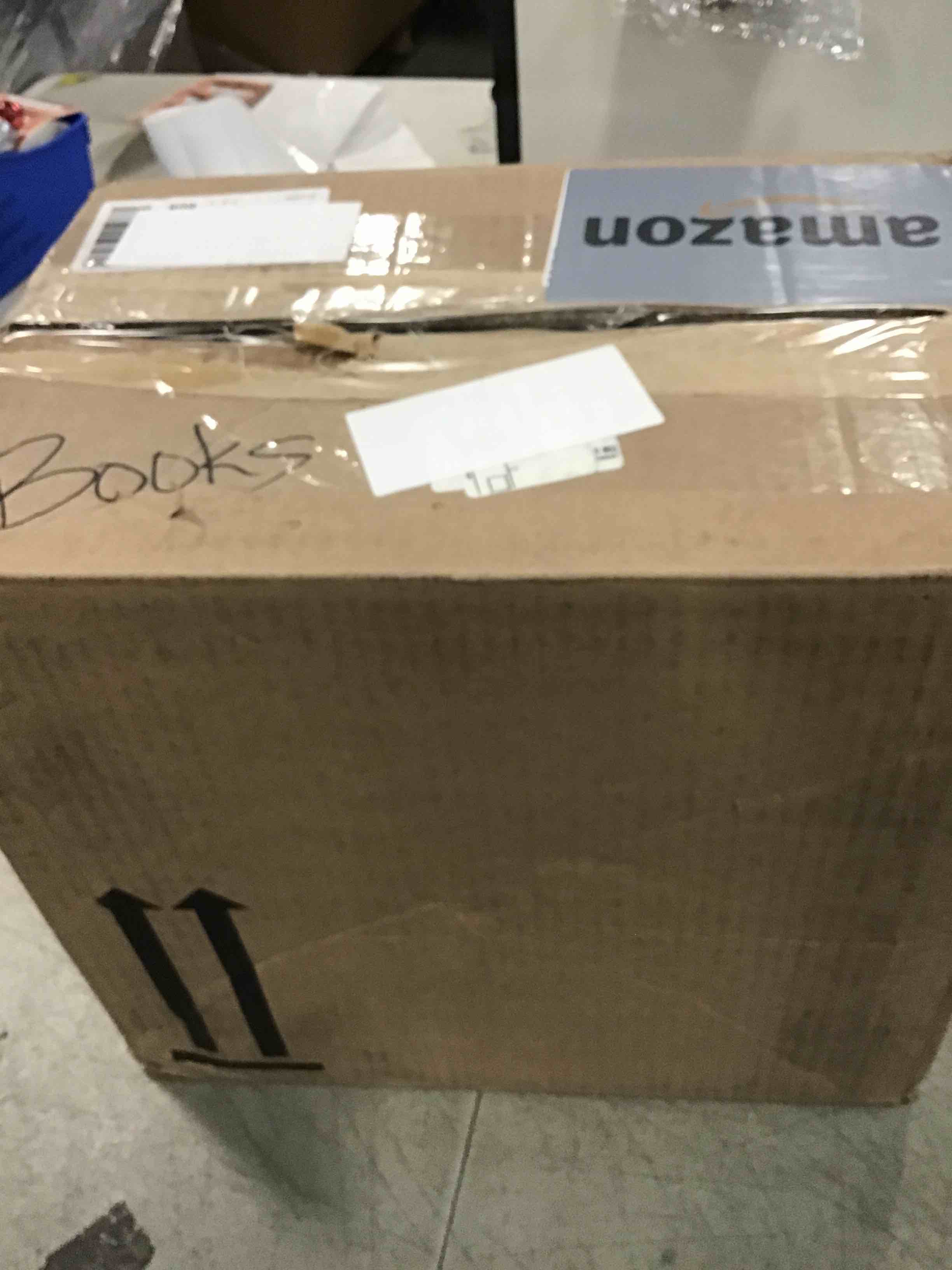 https://s3.amazonaws.com/lotting-images-prod/bidfta/YEL6628355_1715952662003.jpeg