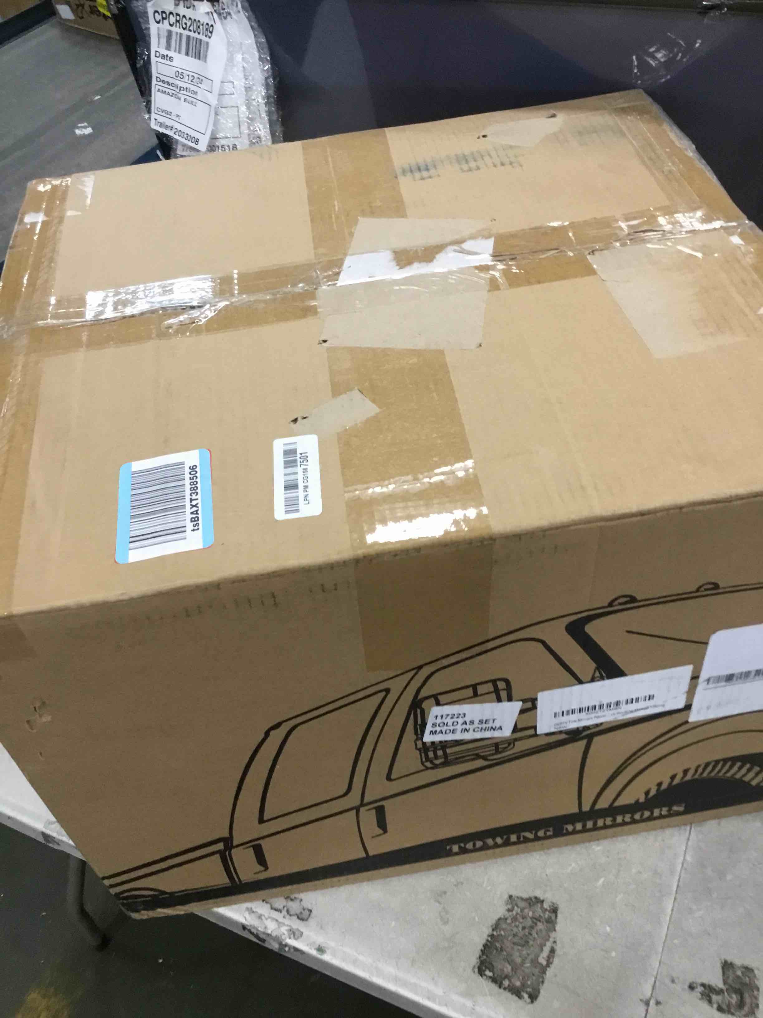 https://s3.amazonaws.com/lotting-images-prod/bidfta/YEL6628843_1716210914888.jpeg