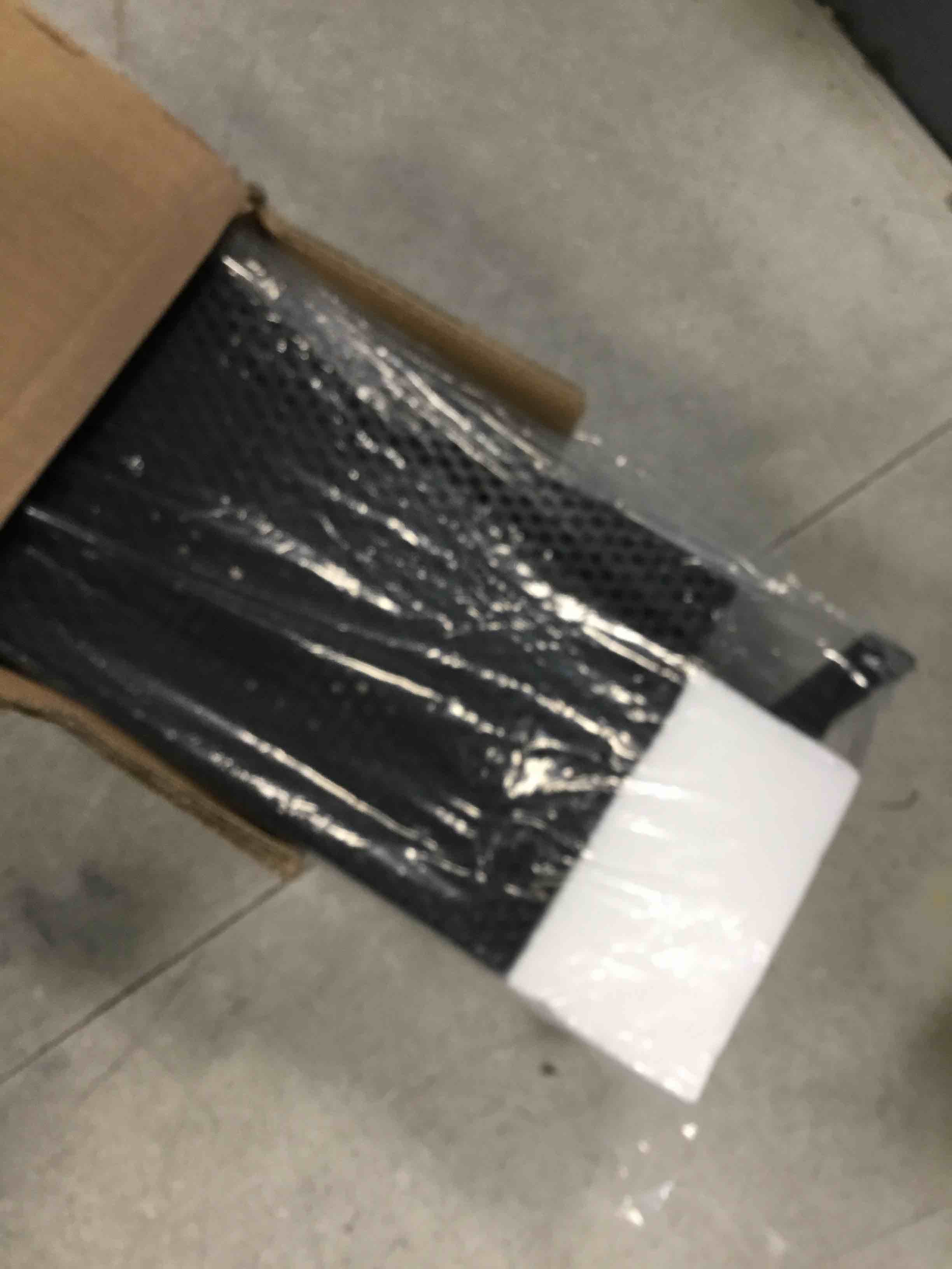 https://s3.amazonaws.com/lotting-images-prod/bidfta/YEL6628883_1716217131503.jpeg