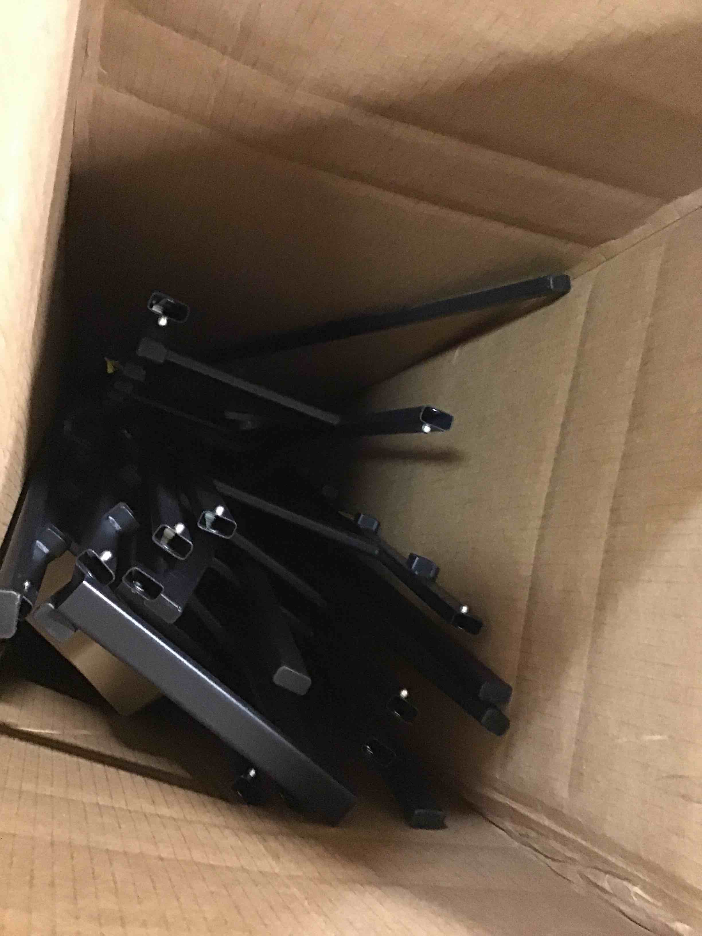 https://s3.amazonaws.com/lotting-images-prod/bidfta/YEL6629014_1715712300881.jpeg