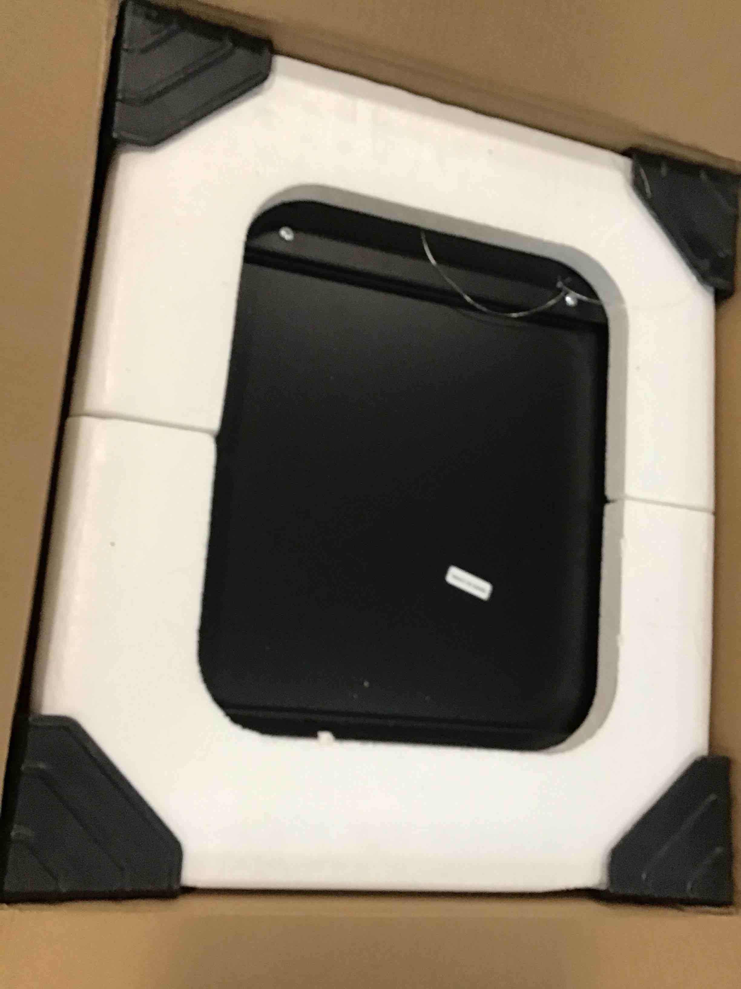 https://s3.amazonaws.com/lotting-images-prod/bidfta/YEL6629025_1715714363042.jpeg