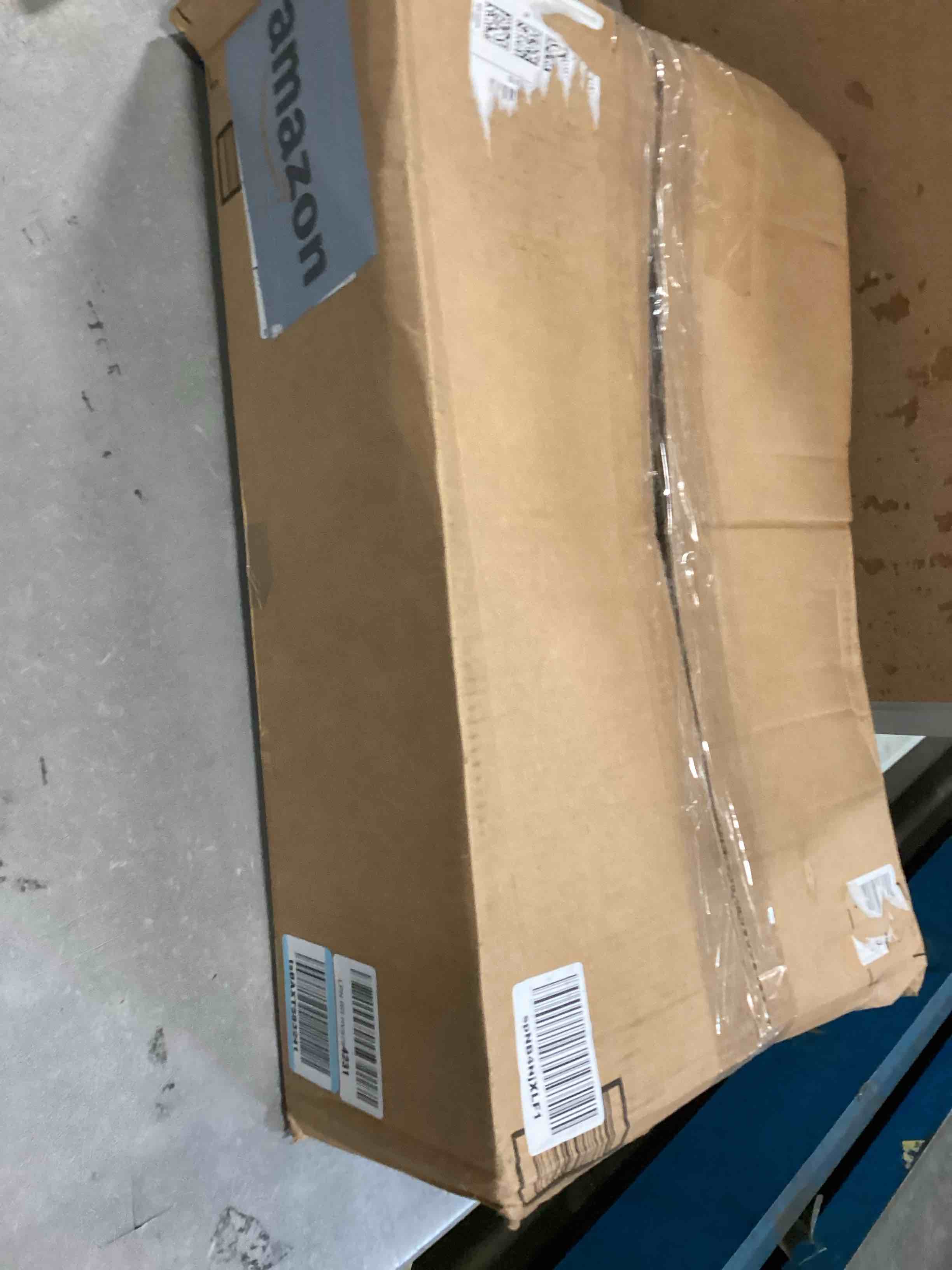 https://s3.amazonaws.com/lotting-images-prod/bidfta/YEL6629691_1715957980068.jpeg