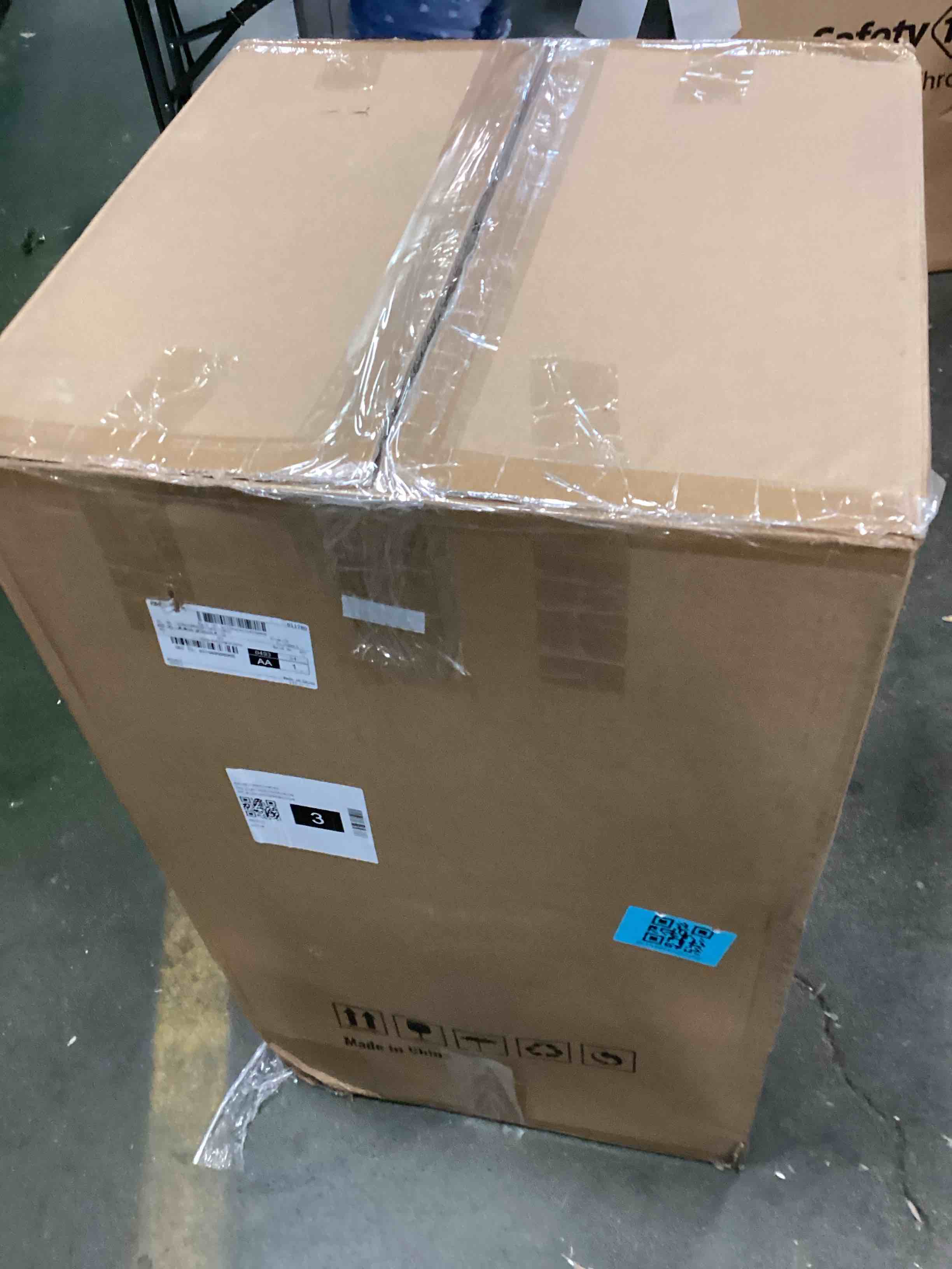 https://s3.amazonaws.com/lotting-images-prod/bidfta/YEL6629845_1716034519265.jpeg
