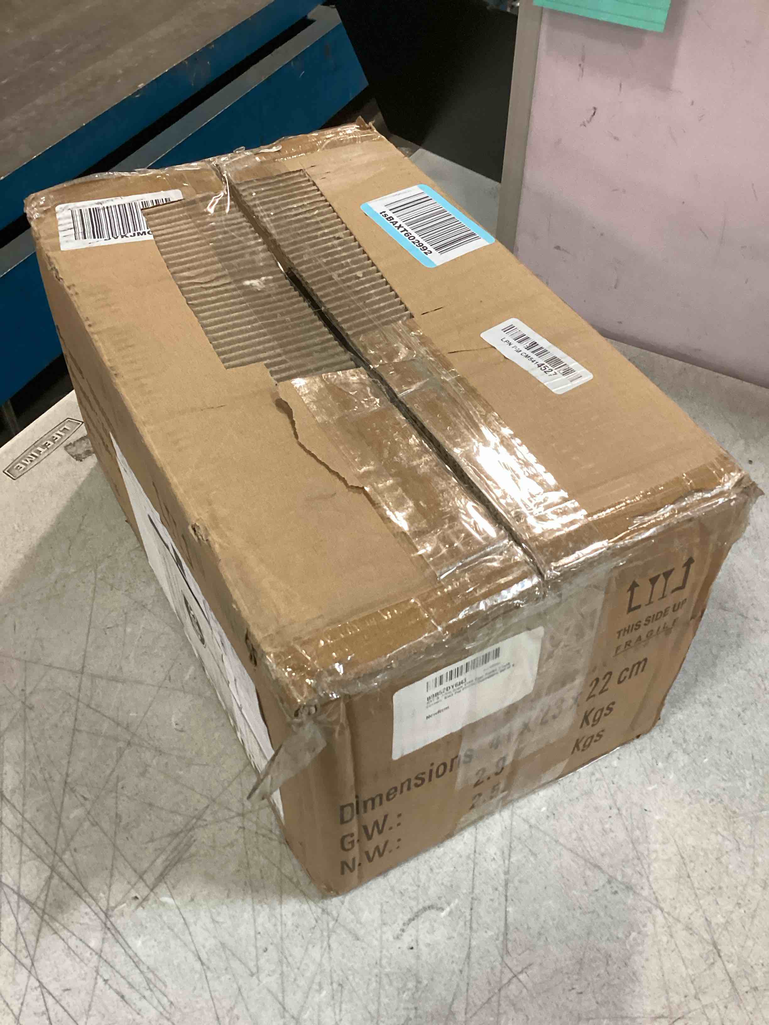 https://s3.amazonaws.com/lotting-images-prod/bidfta/YEL6630627_1715709287231.jpeg
