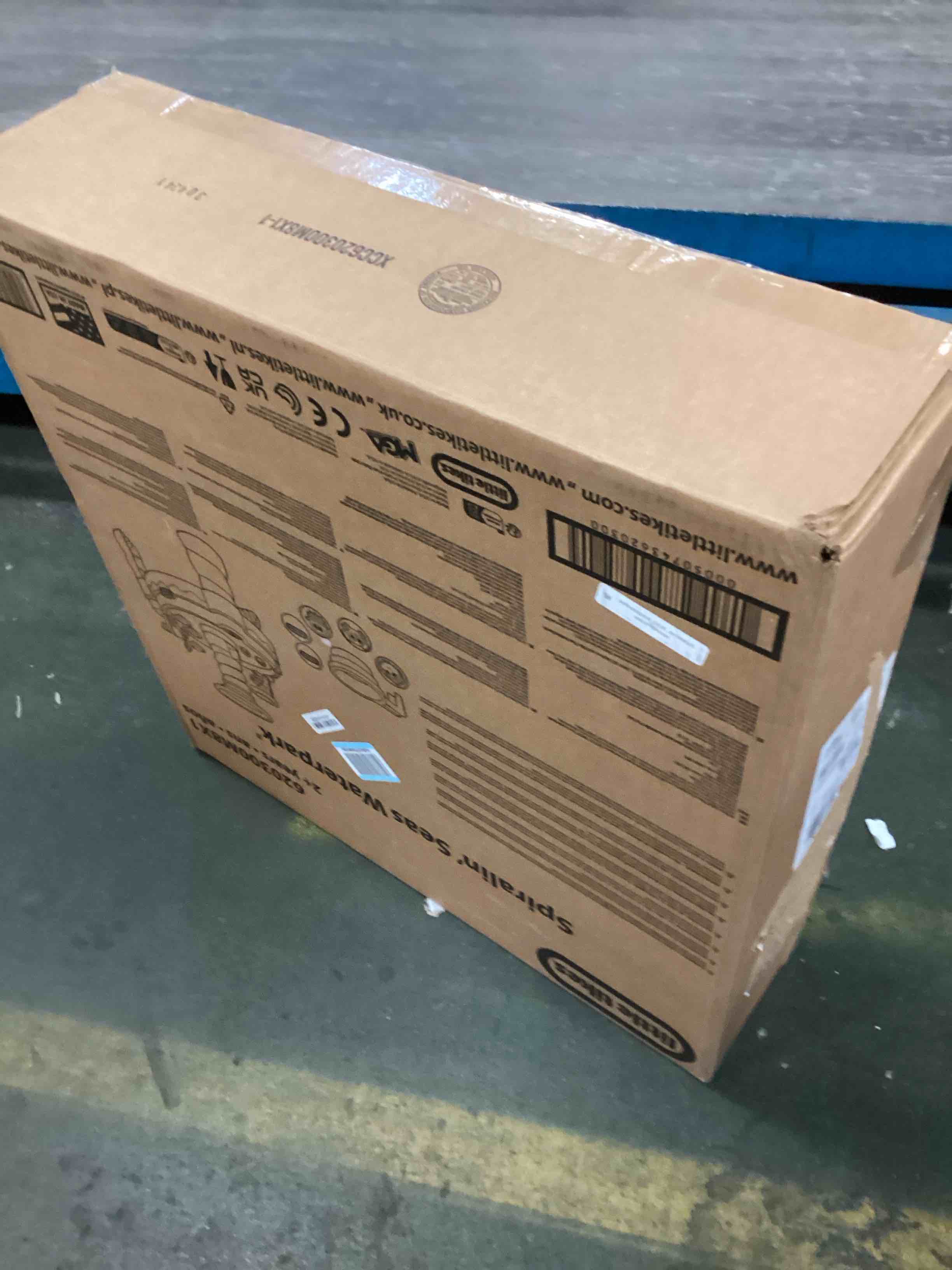 https://s3.amazonaws.com/lotting-images-prod/bidfta/YEL6630660_1715712209635.jpeg