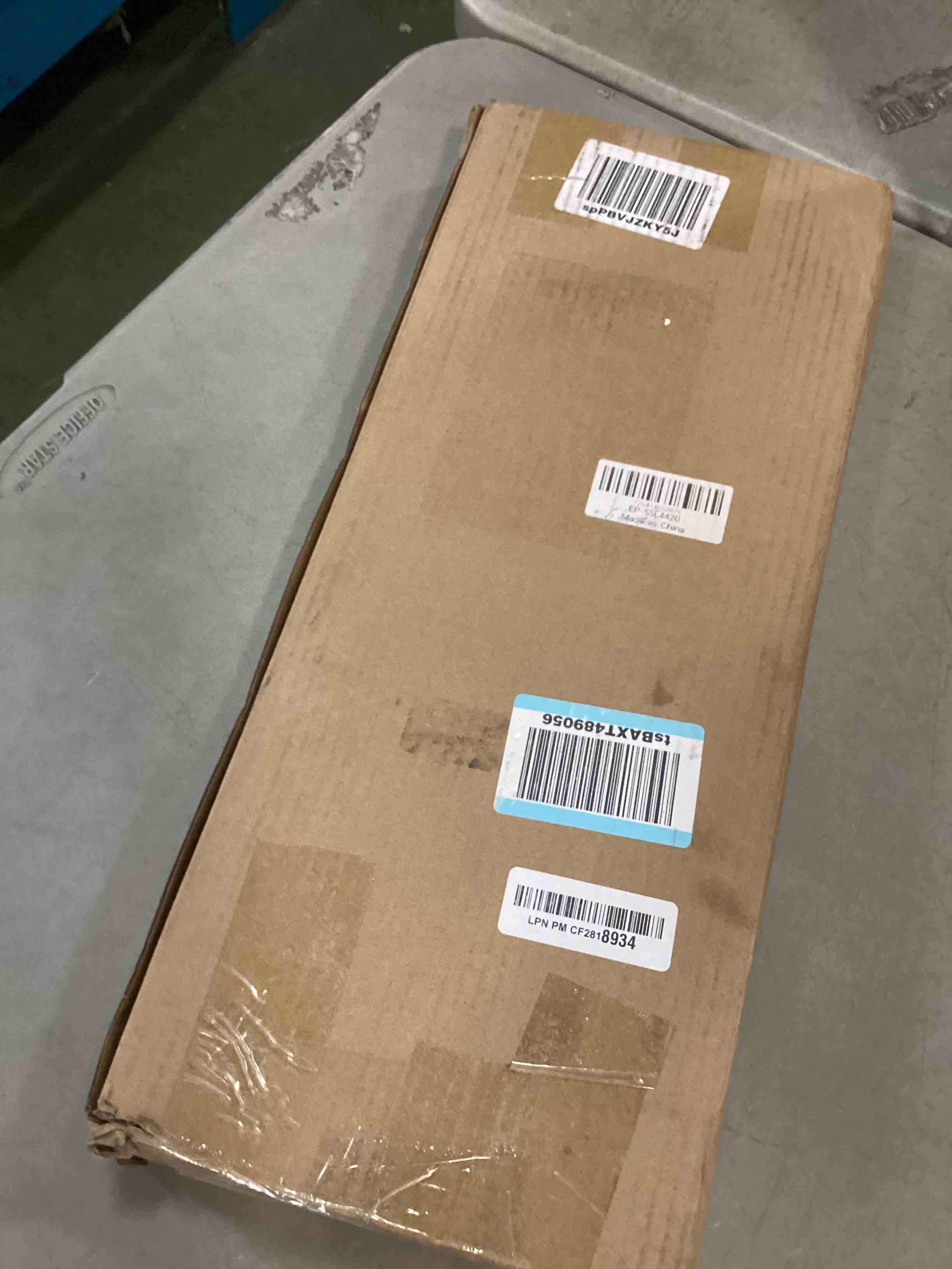 https://s3.amazonaws.com/lotting-images-prod/bidfta/YEL6631189_1715881288530.jpeg