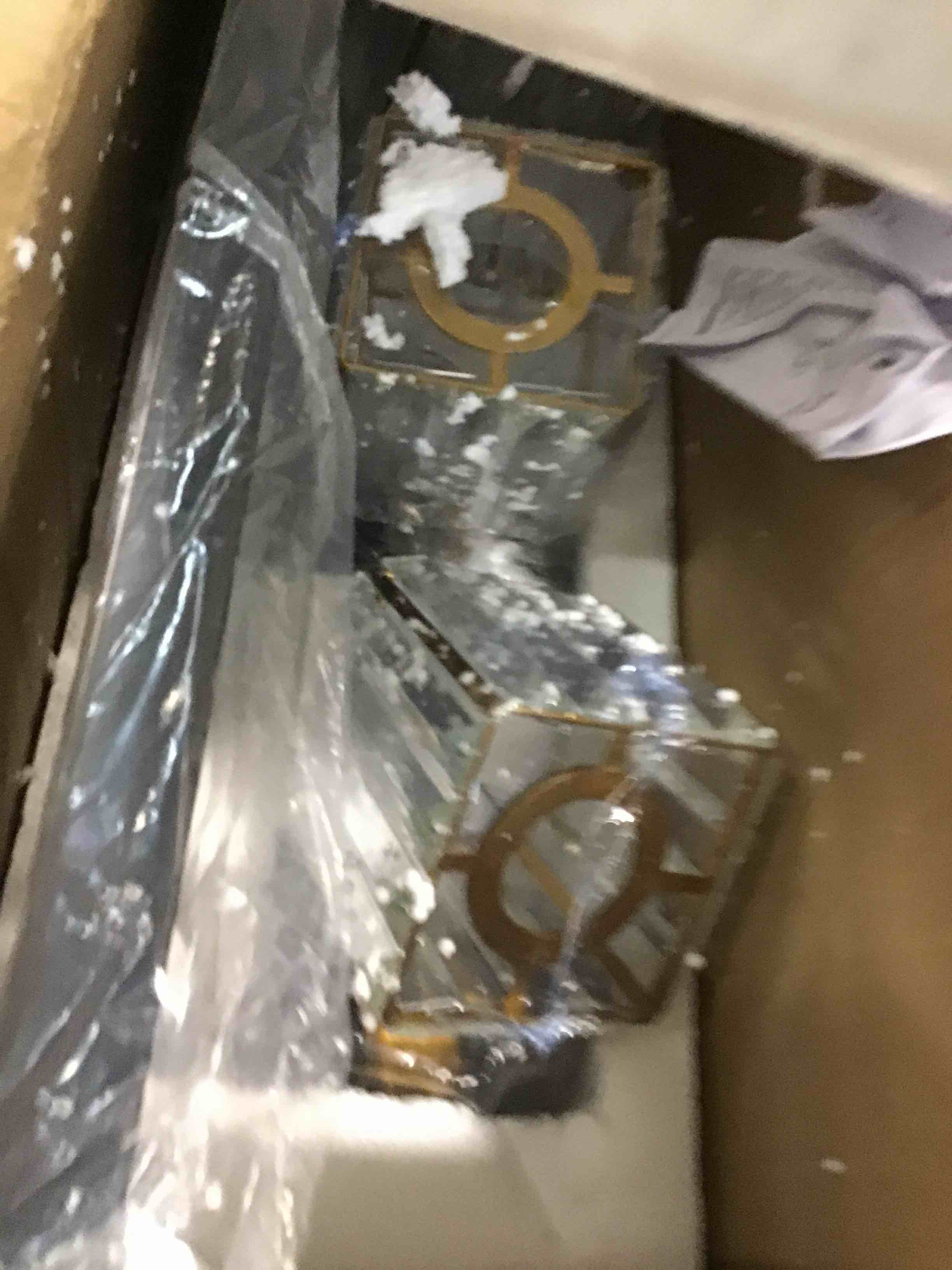https://s3.amazonaws.com/lotting-images-prod/bidfta/YEL6633841_1722006856110.jpeg