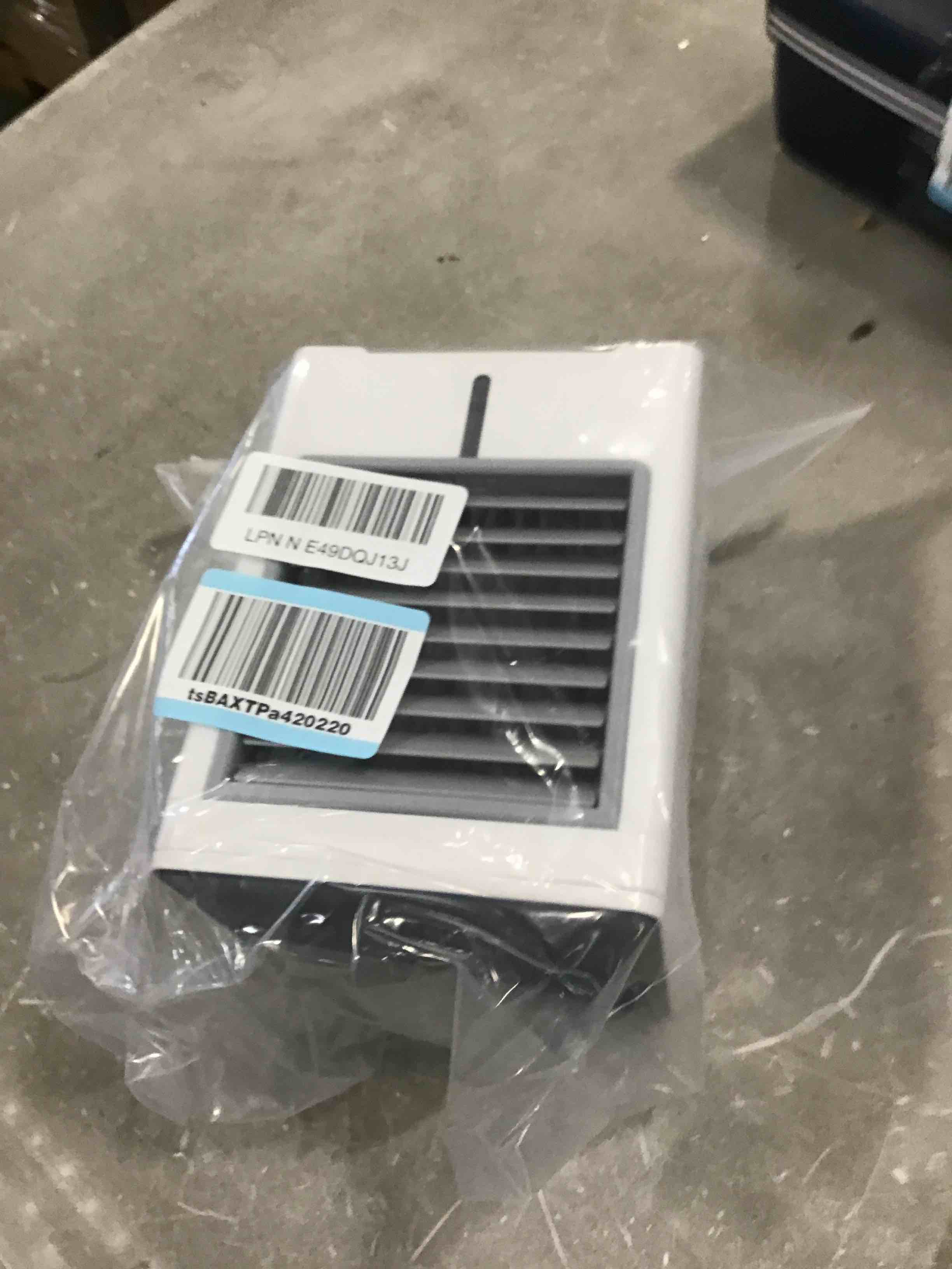 https://s3.amazonaws.com/lotting-images-prod/bidfta/YEL6634652_1722095977840.jpeg