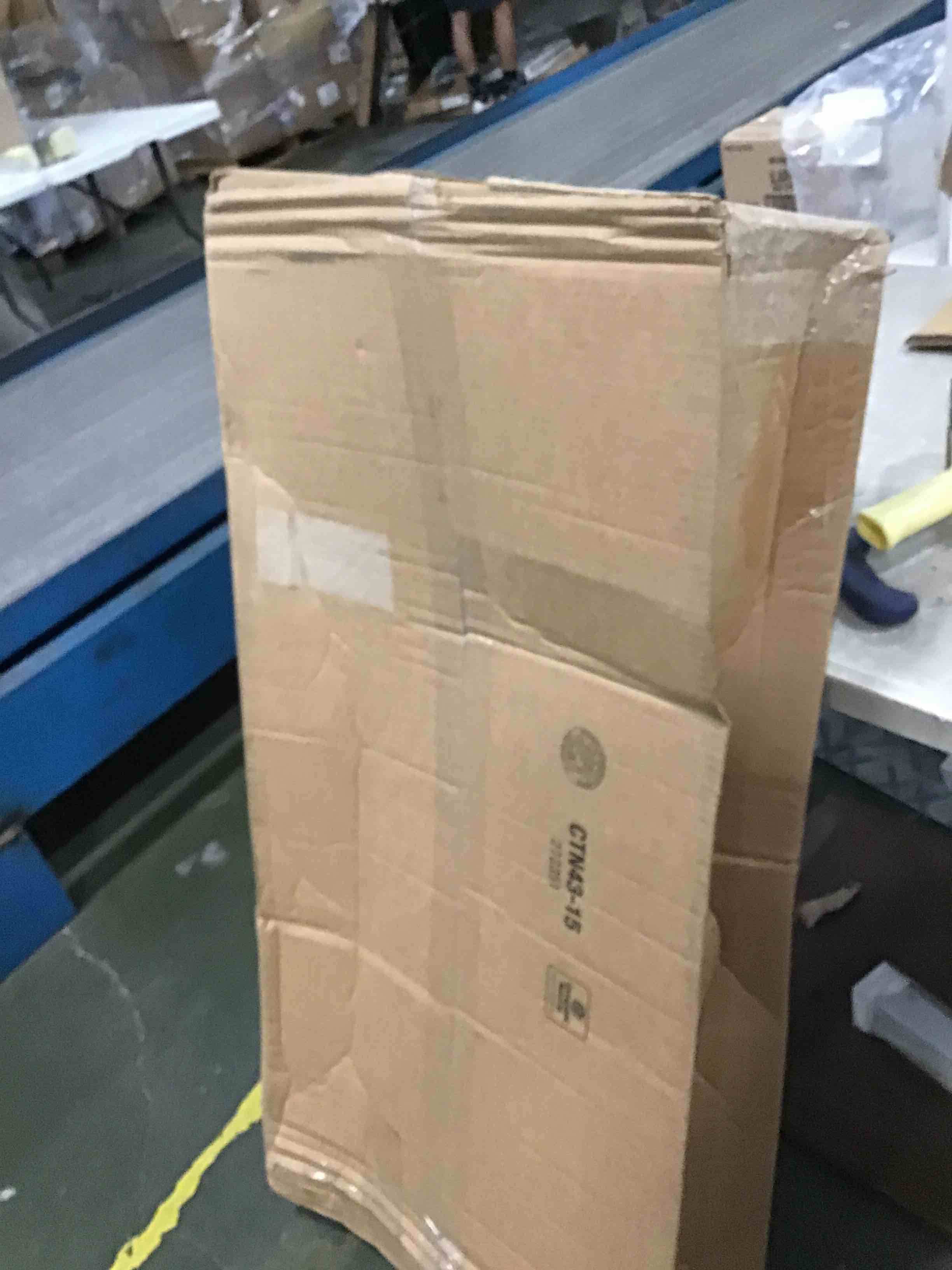 https://s3.amazonaws.com/lotting-images-prod/bidfta/YEL6634825_1722261279912.jpeg