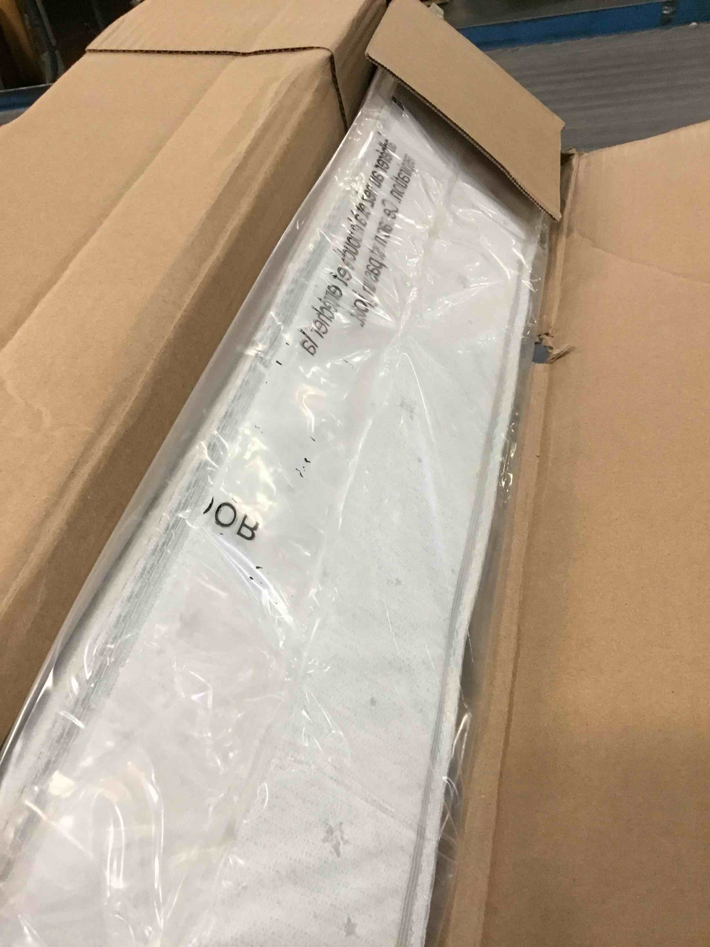 https://s3.amazonaws.com/lotting-images-prod/bidfta/YEL6635302_1722344620028.jpeg
