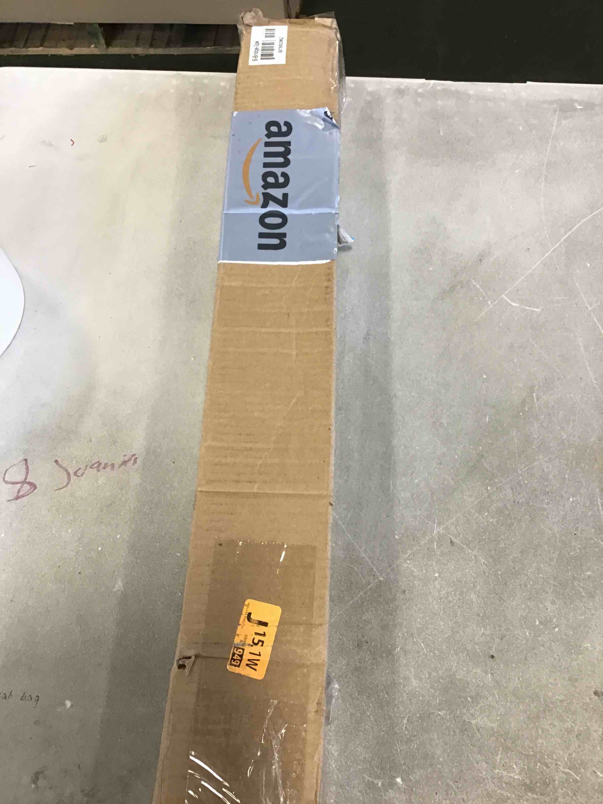 https://s3.amazonaws.com/lotting-images-prod/bidfta/YEL6637147_1722005819508.jpeg