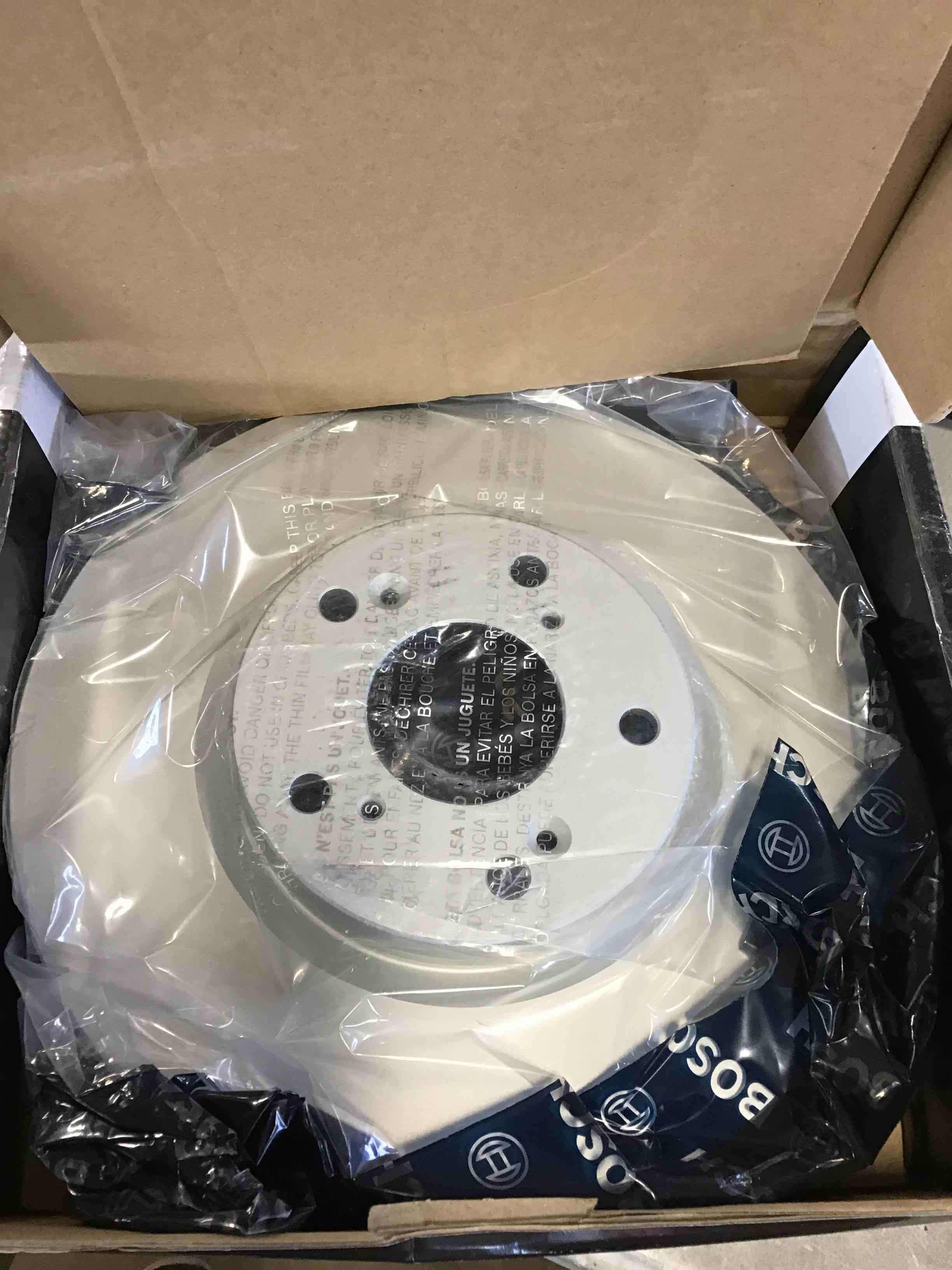 https://s3.amazonaws.com/lotting-images-prod/bidfta/YEL6637155_1722006546953.jpeg