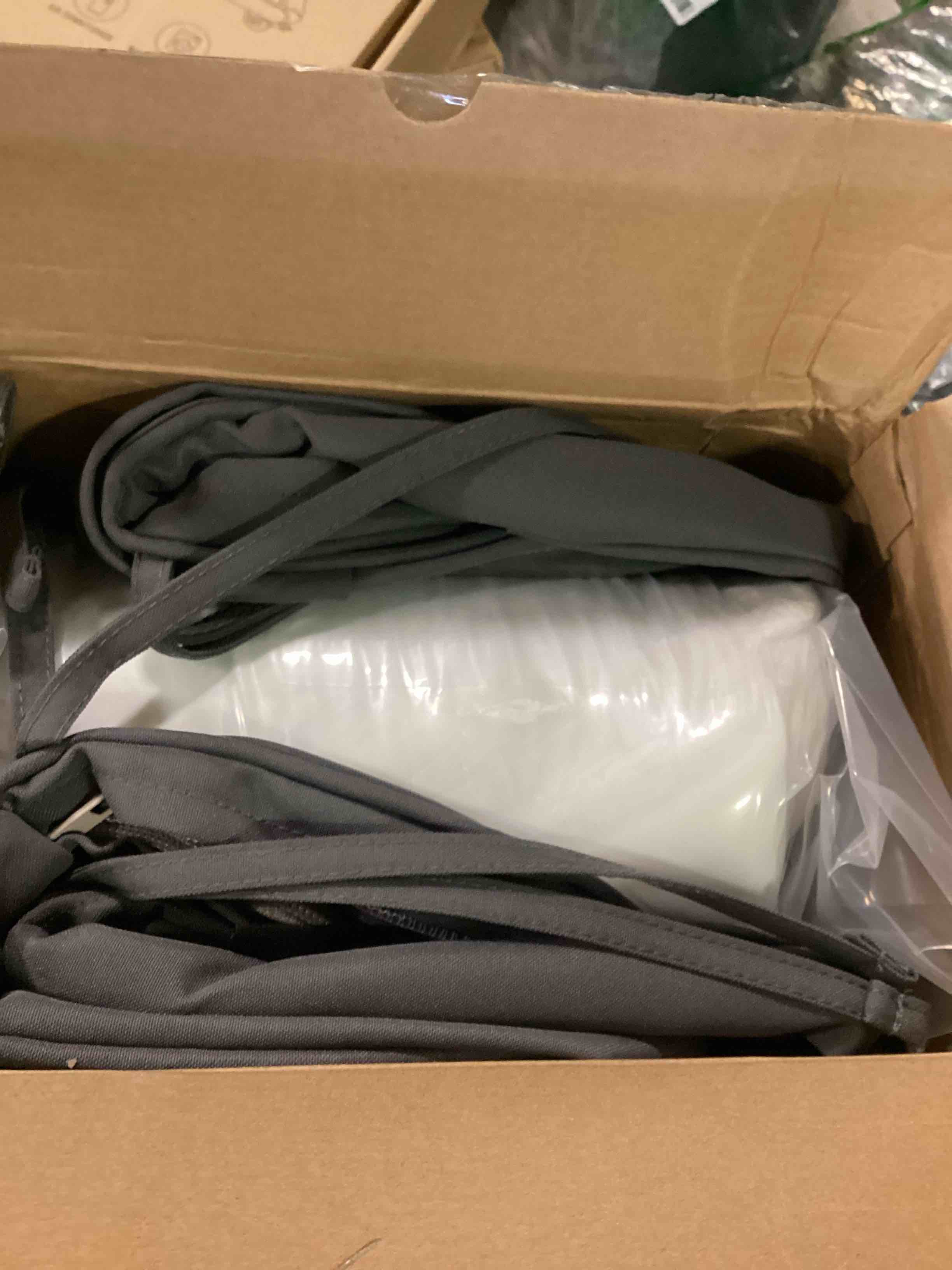 https://s3.amazonaws.com/lotting-images-prod/bidfta/YEL6637549_1722098718457.jpeg
