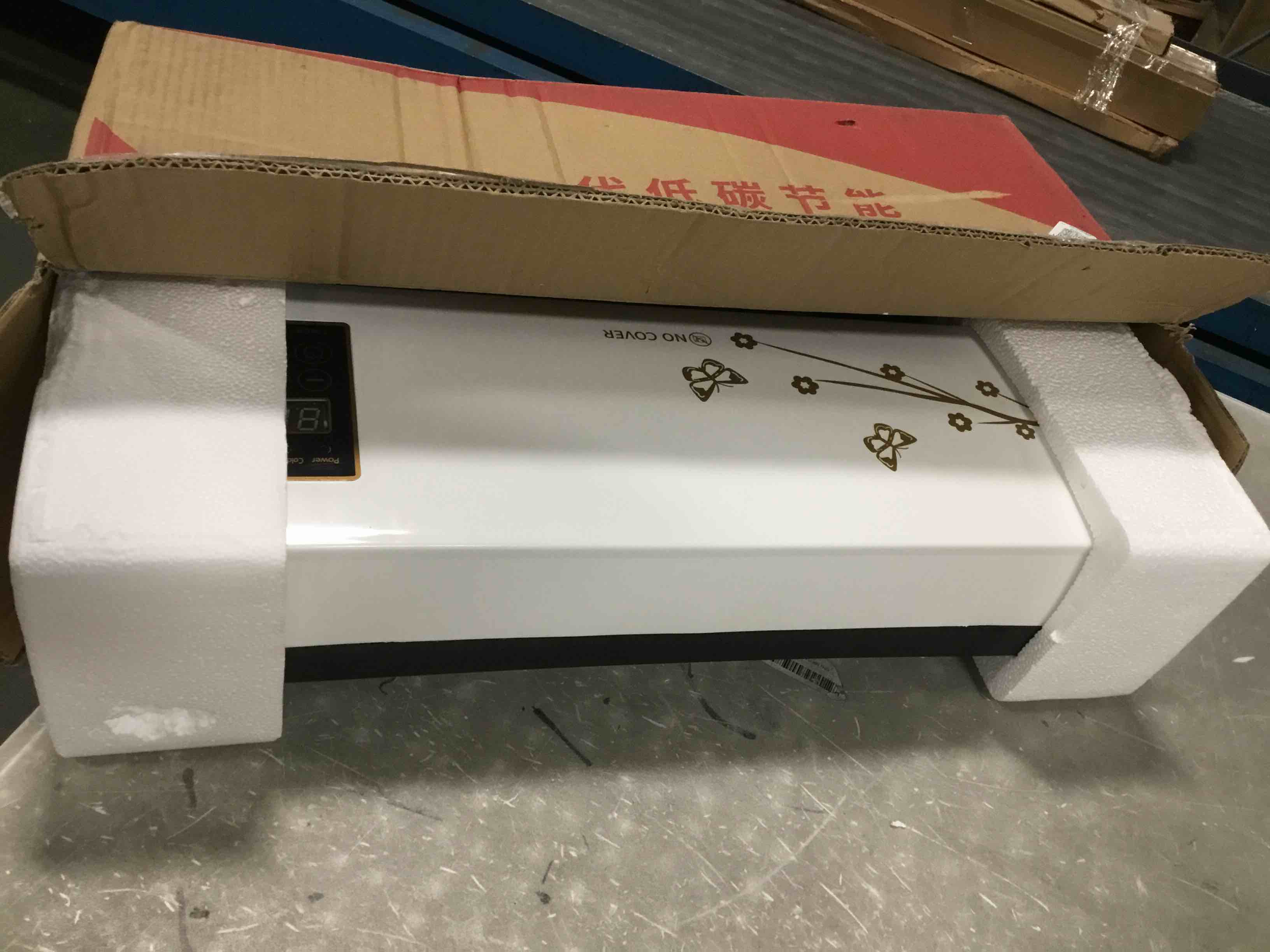 https://s3.amazonaws.com/lotting-images-prod/bidfta/YEL6639652_1722687957594.jpeg