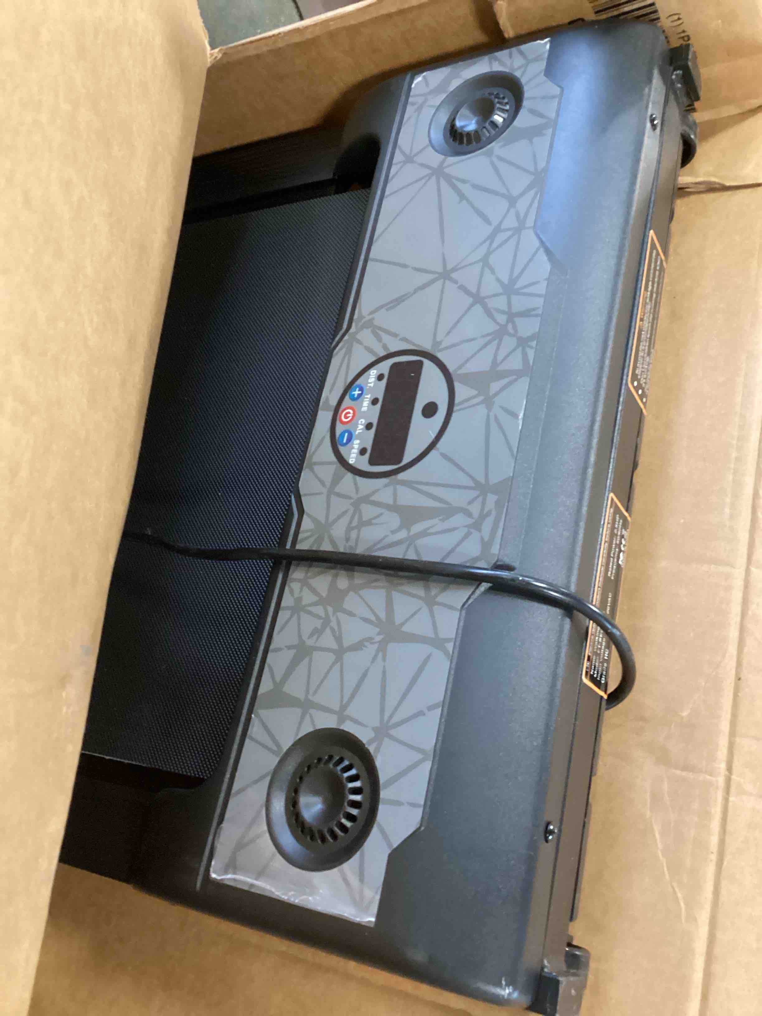 https://s3.amazonaws.com/lotting-images-prod/bidfta/YEL6640035_1722274406423.jpeg