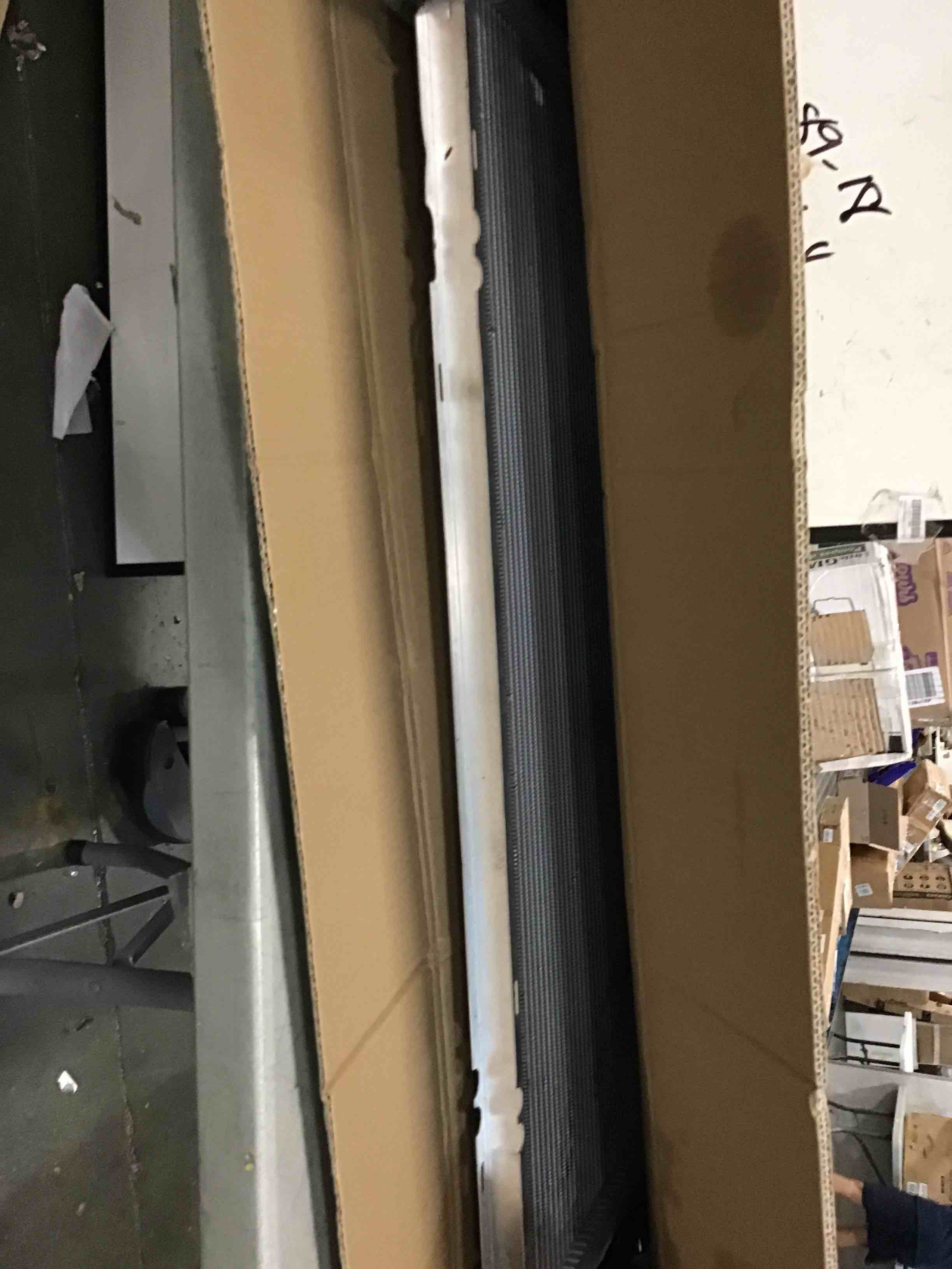 https://s3.amazonaws.com/lotting-images-prod/bidfta/YEL6640839_1722684636064.jpeg