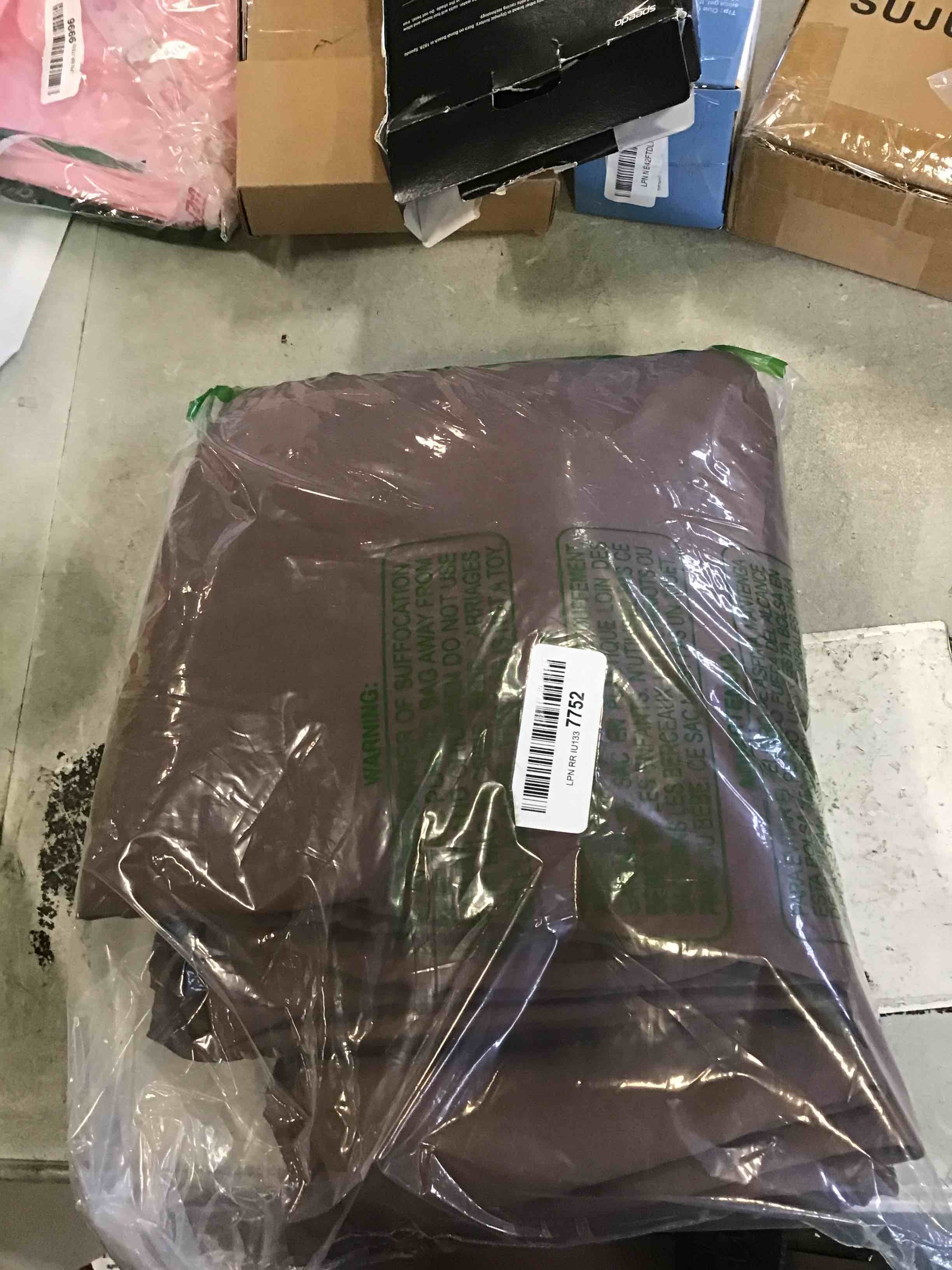 https://s3.amazonaws.com/lotting-images-prod/bidfta/YEL6641708_1722352498016.jpeg