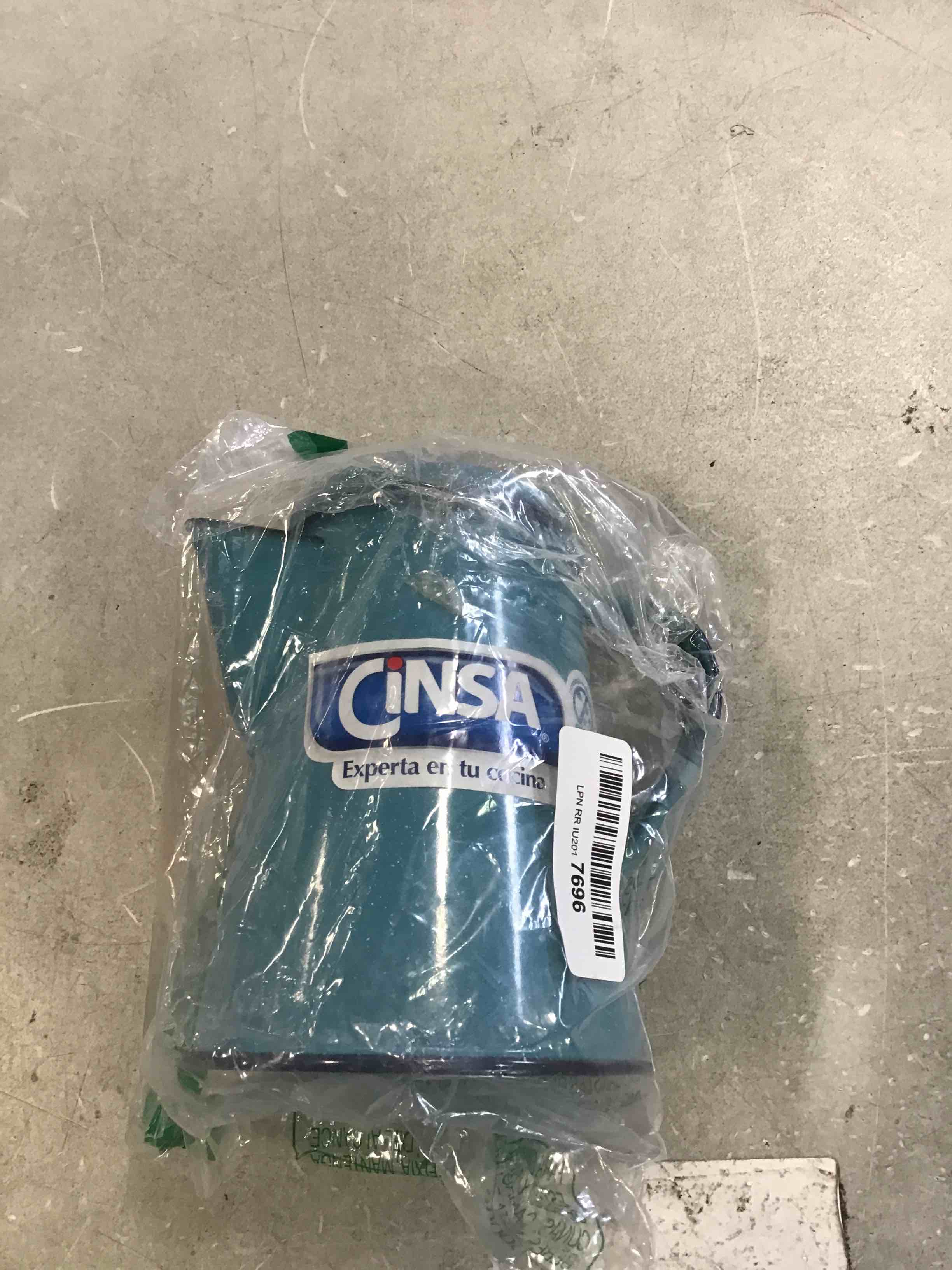 https://s3.amazonaws.com/lotting-images-prod/bidfta/YEL6641757_1722358987290.jpeg