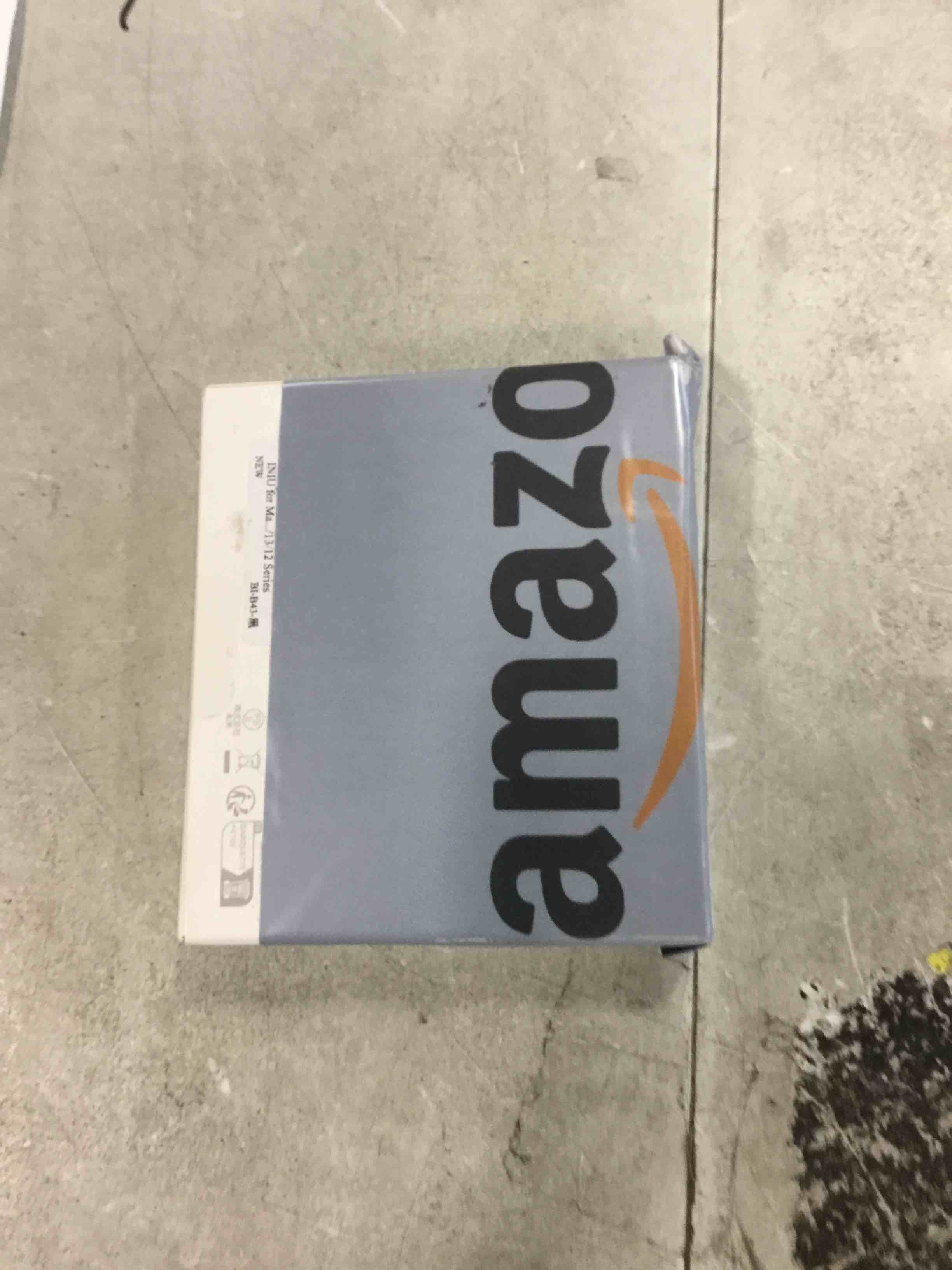 https://s3.amazonaws.com/lotting-images-prod/bidfta/YEL6641947_1722431549067.jpeg
