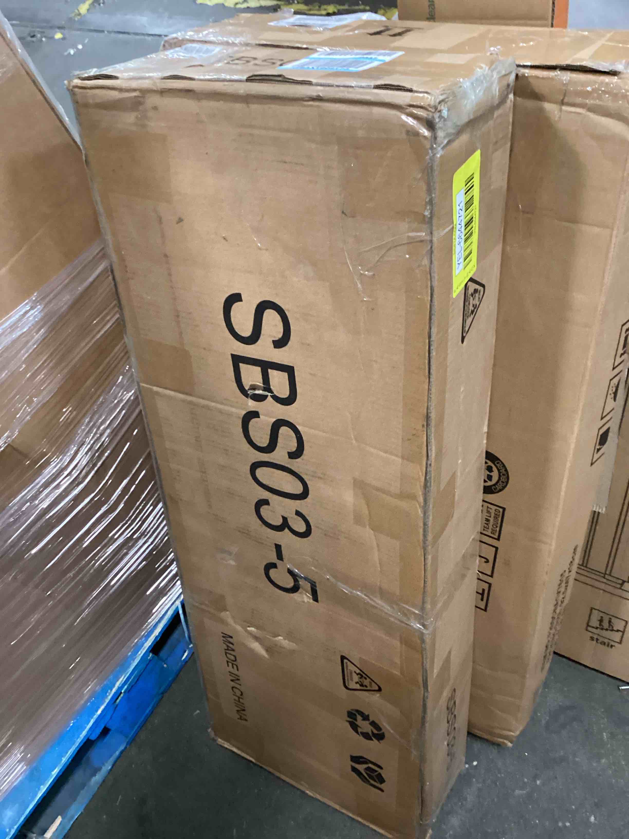 https://s3.amazonaws.com/lotting-images-prod/bidfta/YEL6644721_1720622363930.jpeg
