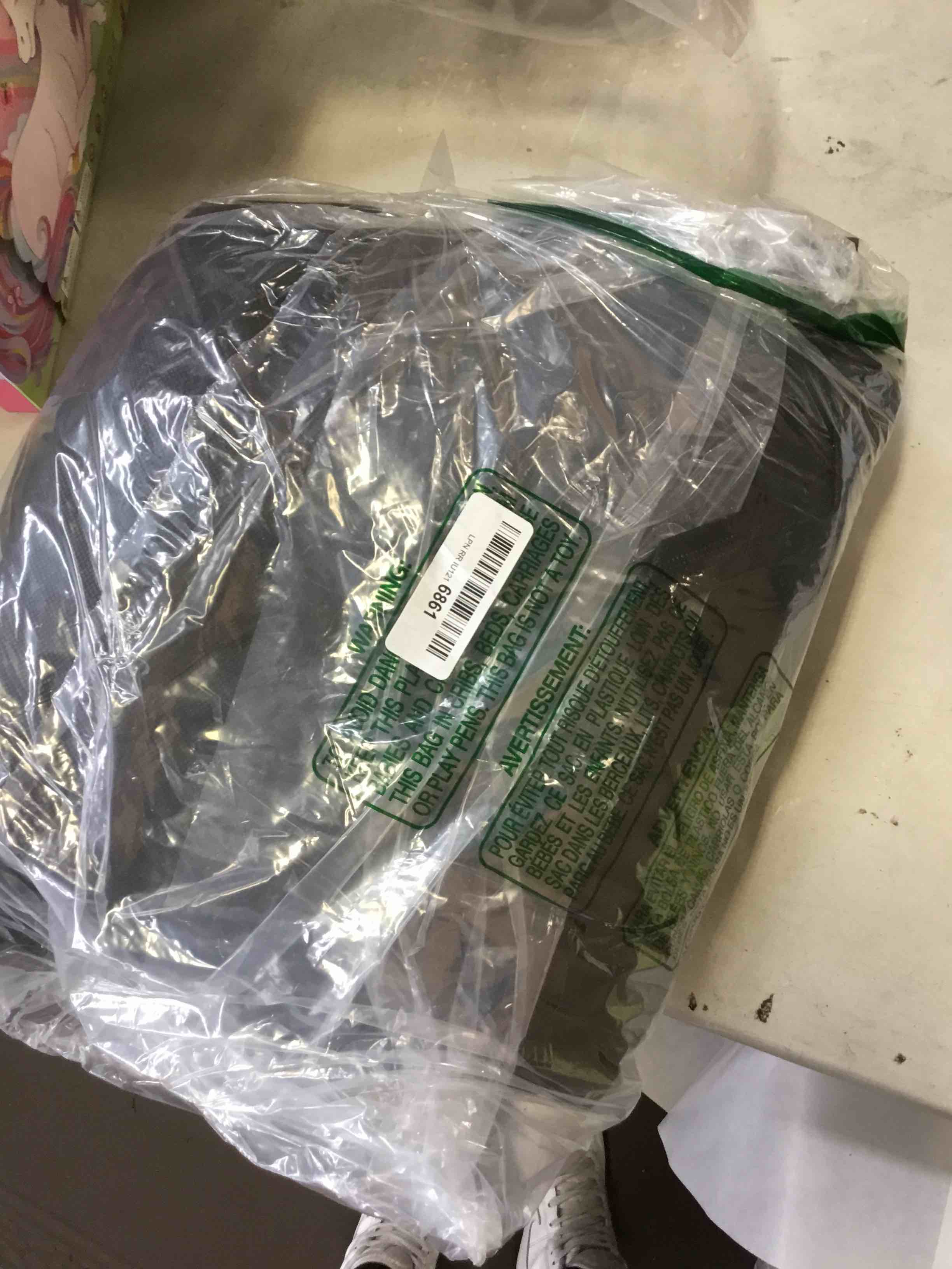 https://s3.amazonaws.com/lotting-images-prod/bidfta/YEL6647521_1720536020271.jpeg