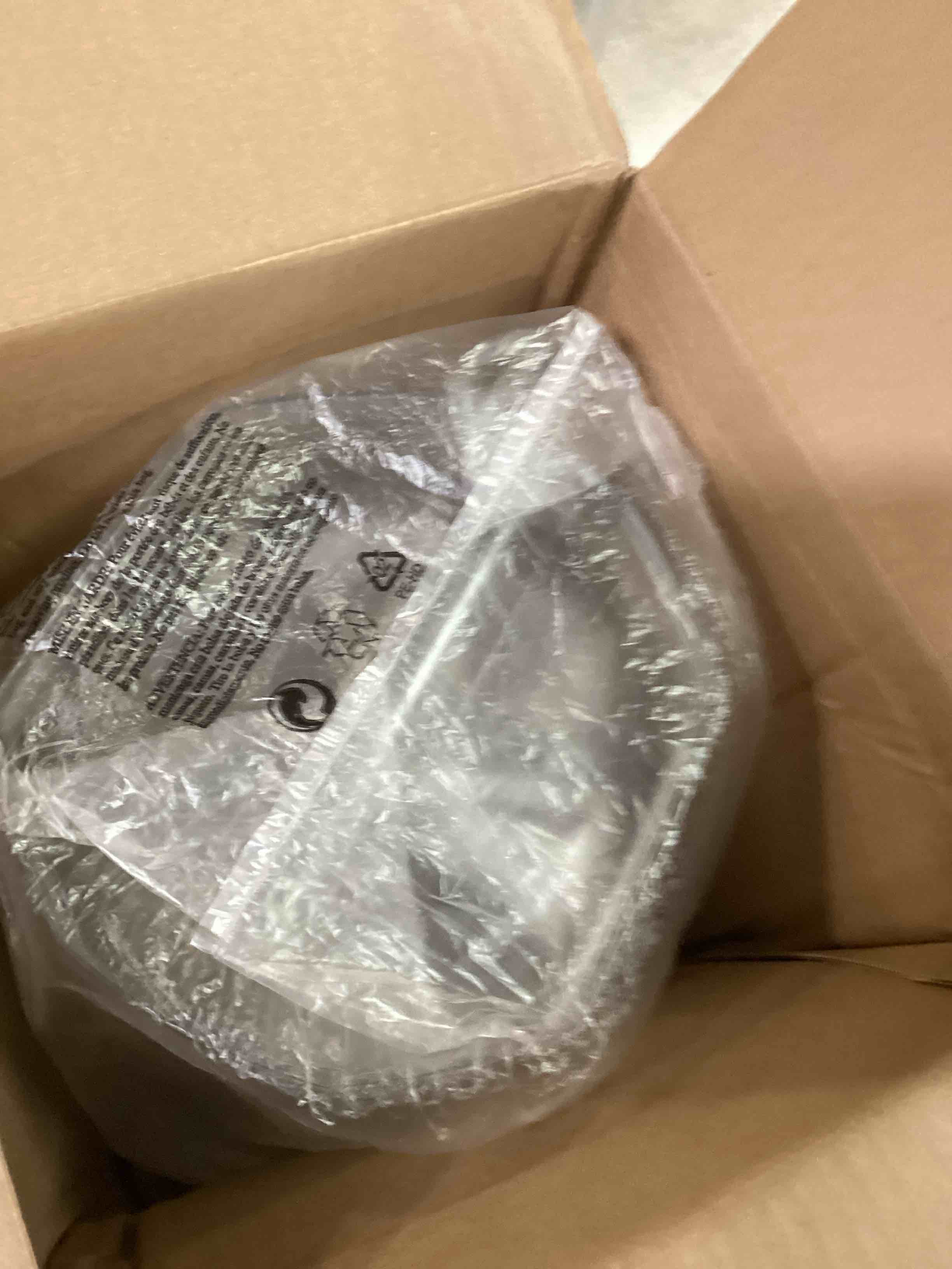 https://s3.amazonaws.com/lotting-images-prod/bidfta/YEL6649602_1721307952694.jpeg