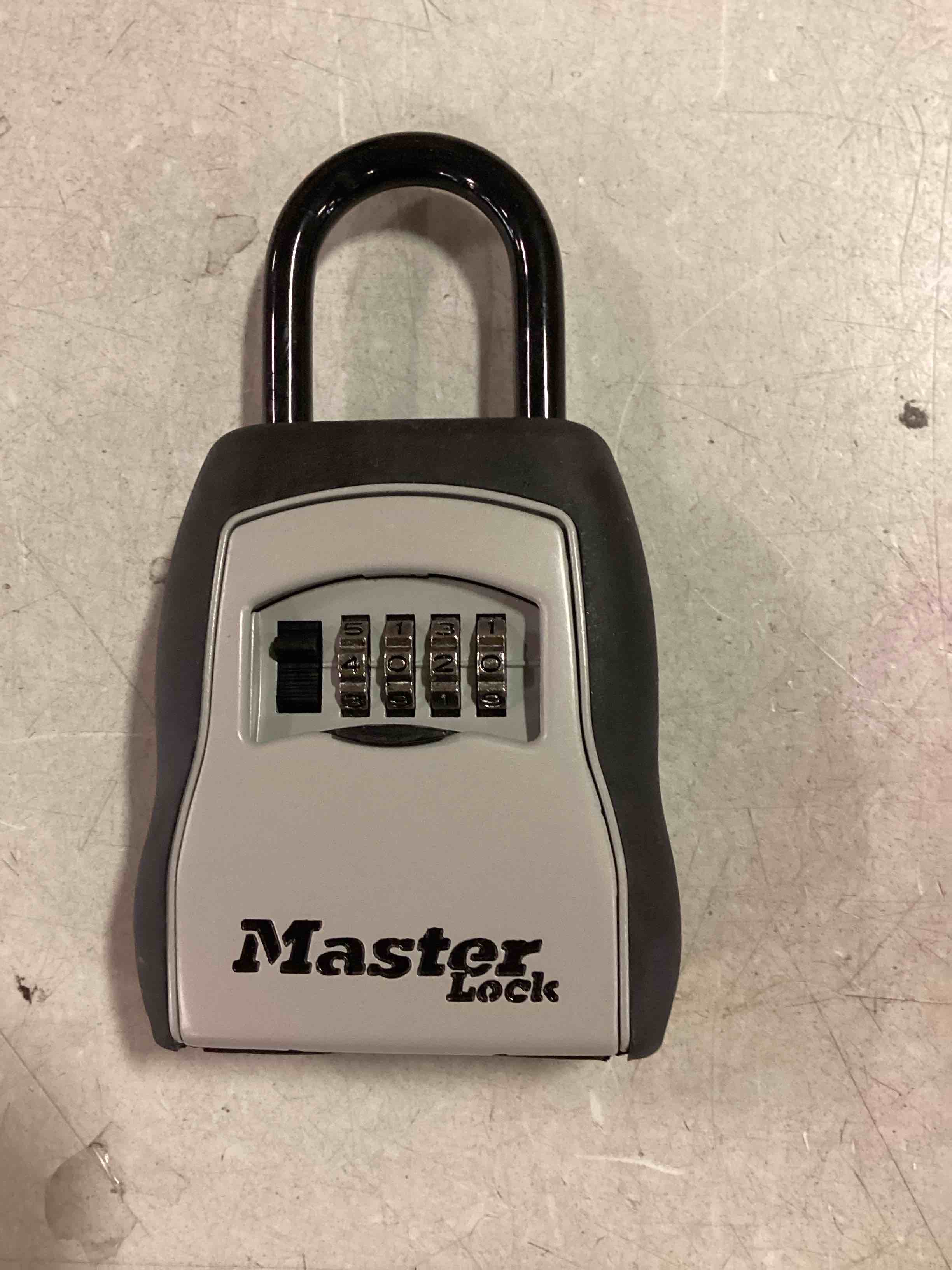 https://s3.amazonaws.com/lotting-images-prod/bidfta/YEL6650256_1720796703213.jpeg