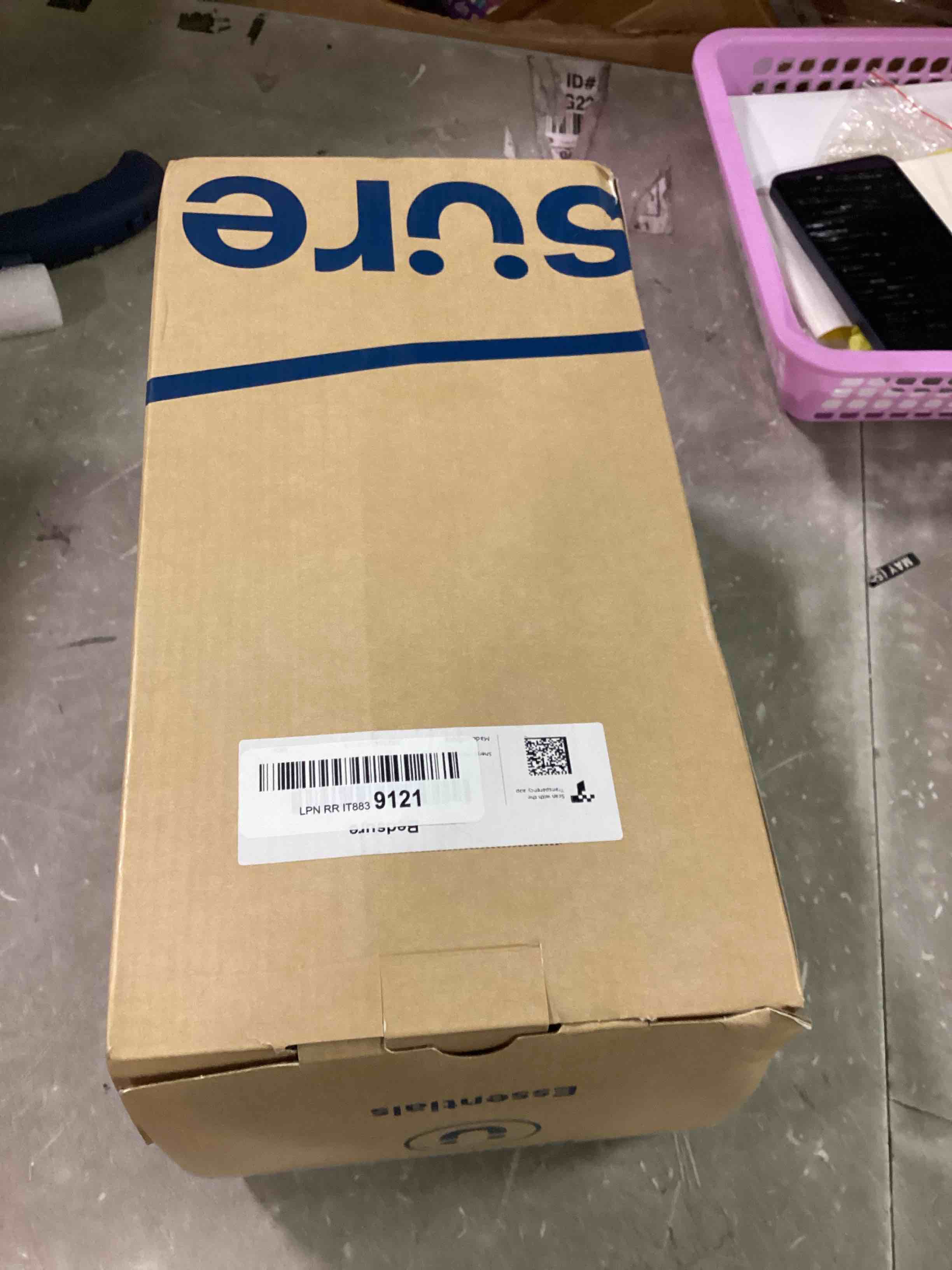 https://s3.amazonaws.com/lotting-images-prod/bidfta/YEL6651843_1720748523309.jpeg