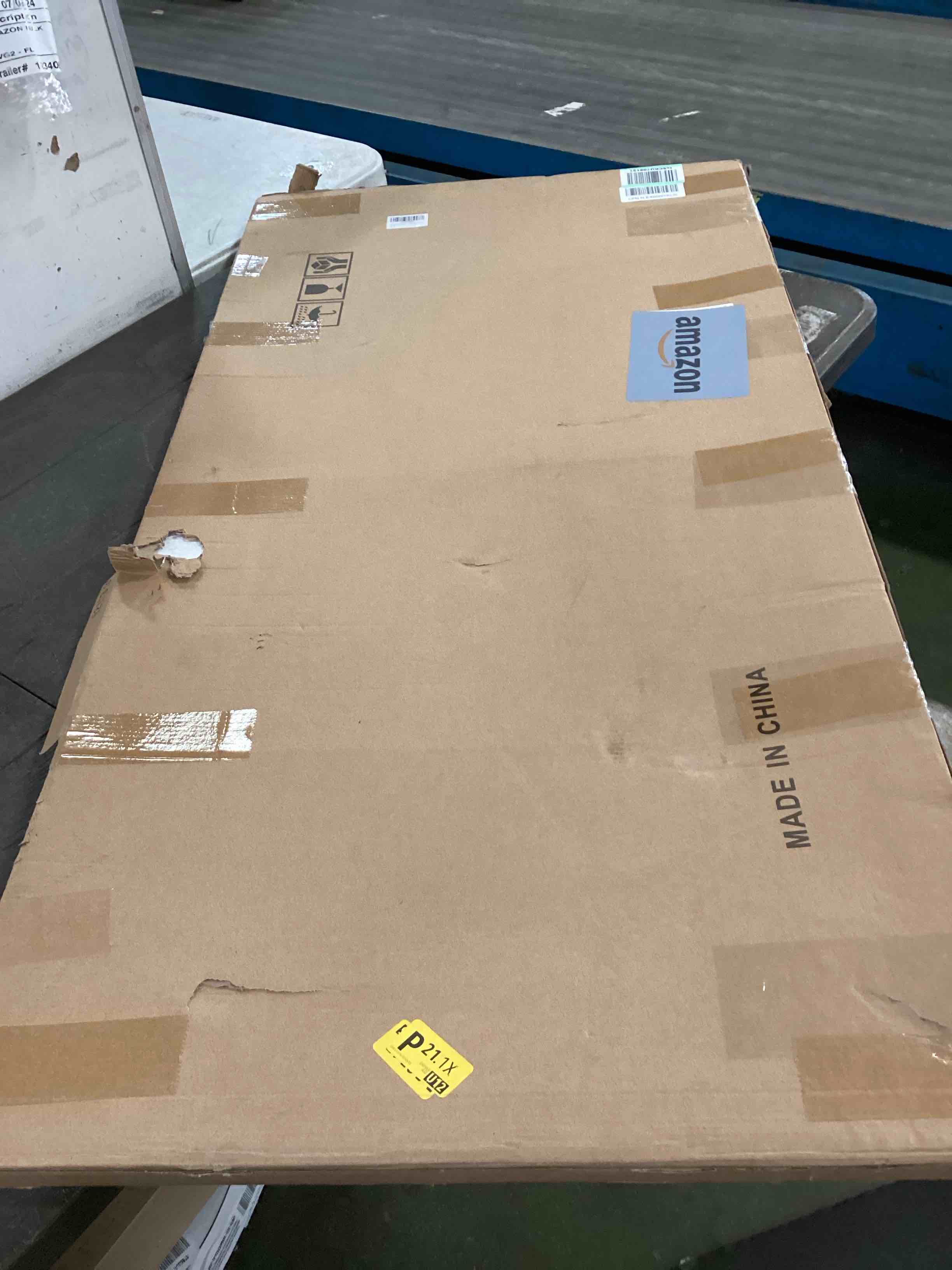 https://s3.amazonaws.com/lotting-images-prod/bidfta/YEL6652116_1721169835366.jpeg