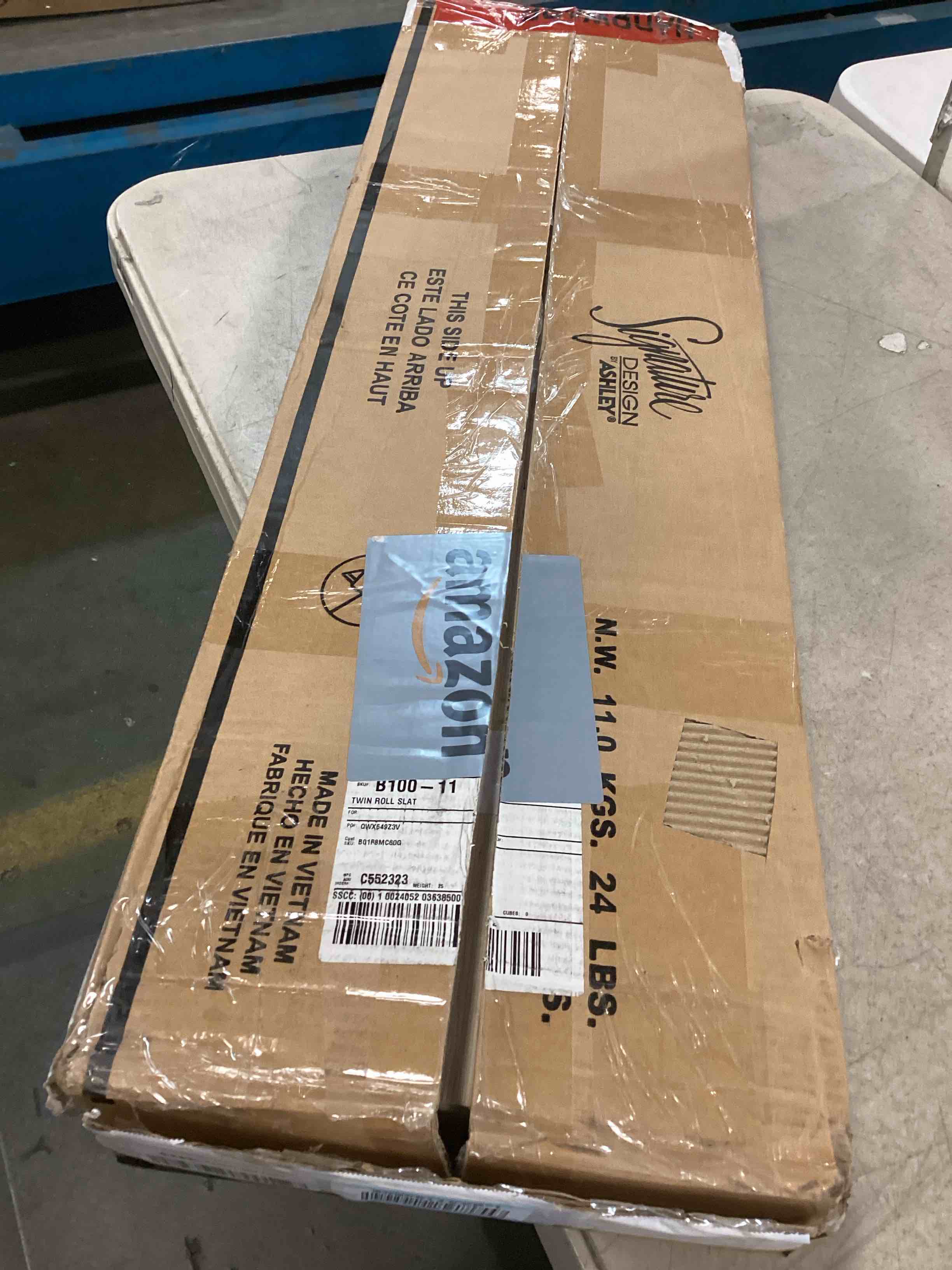 https://s3.amazonaws.com/lotting-images-prod/bidfta/YEL6654580_1720018226299.jpeg