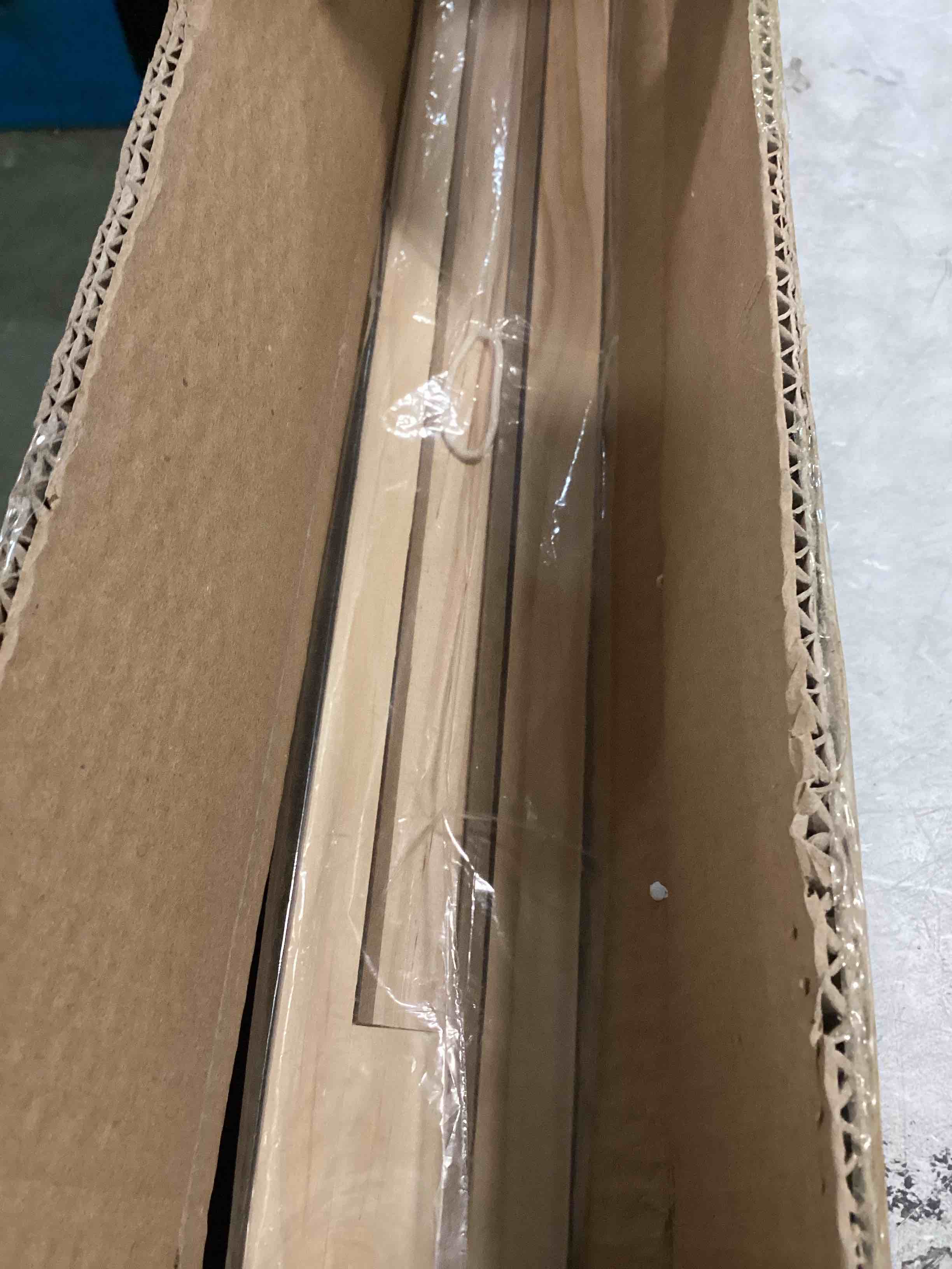 https://s3.amazonaws.com/lotting-images-prod/bidfta/YEL6655213_1720439691646.jpeg
