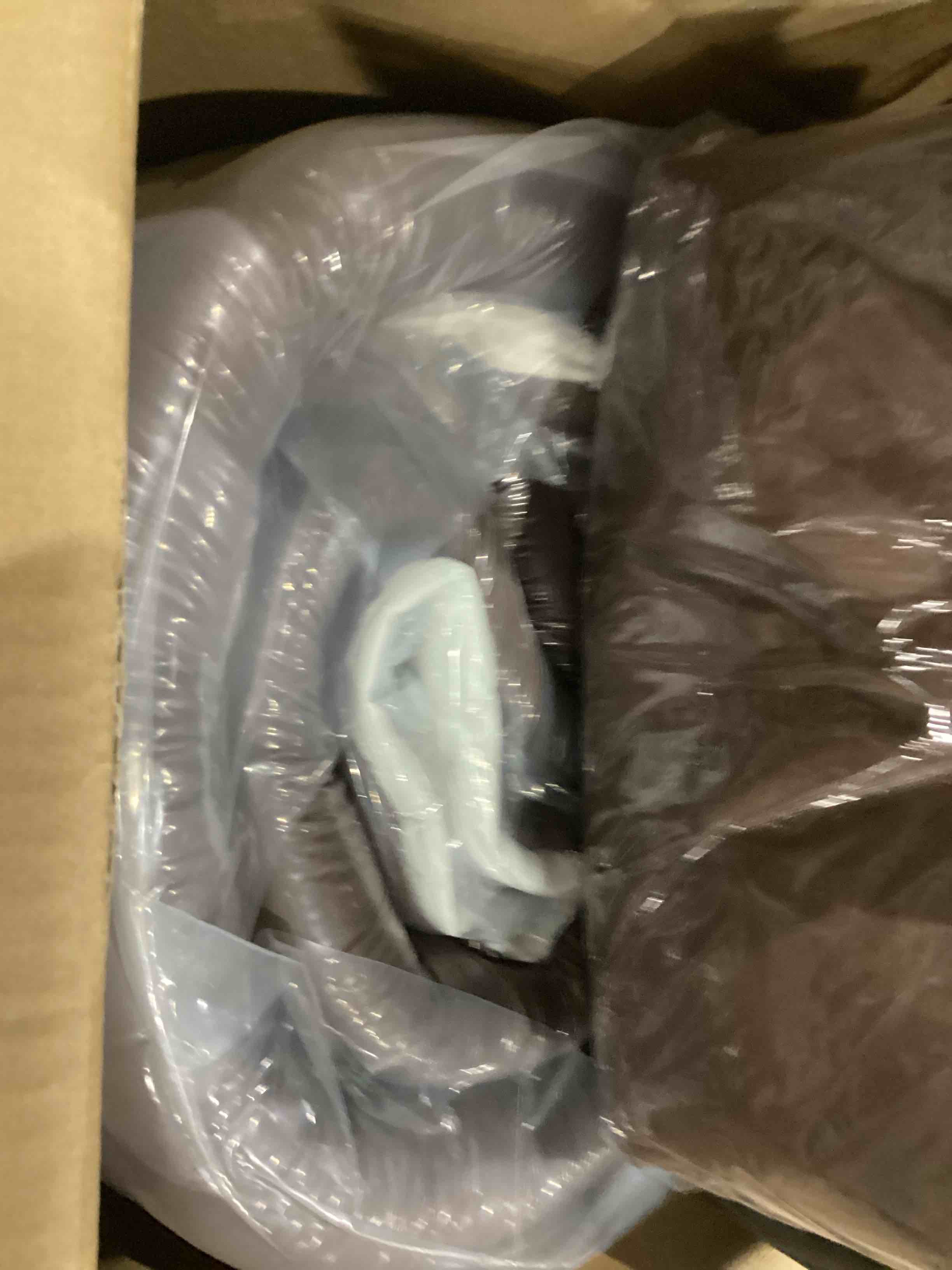 https://s3.amazonaws.com/lotting-images-prod/bidfta/YEL6657506_1746643728314.jpeg