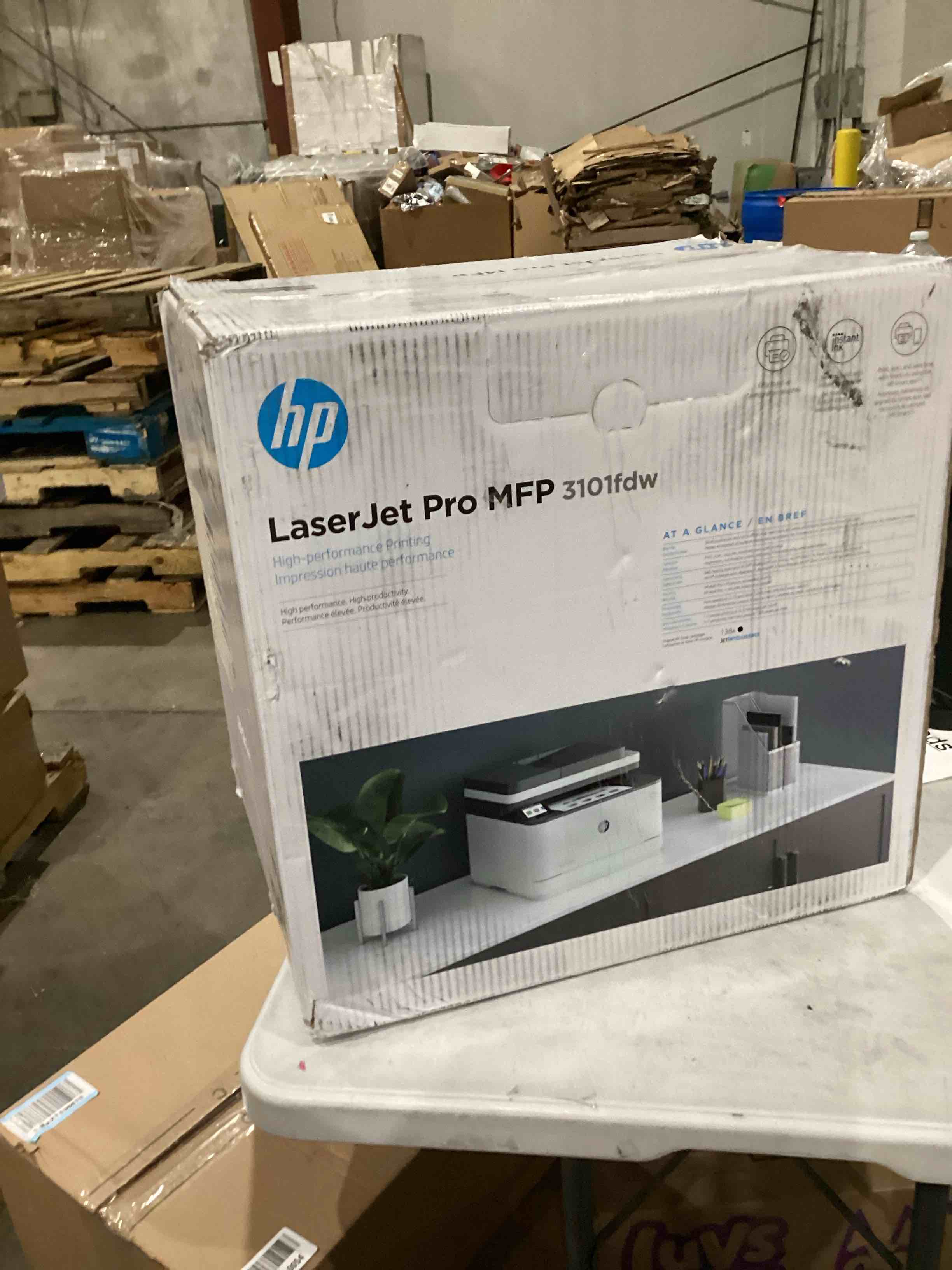 https://s3.amazonaws.com/lotting-images-prod/bidfta/YEL6657624_1746812899022.jpeg