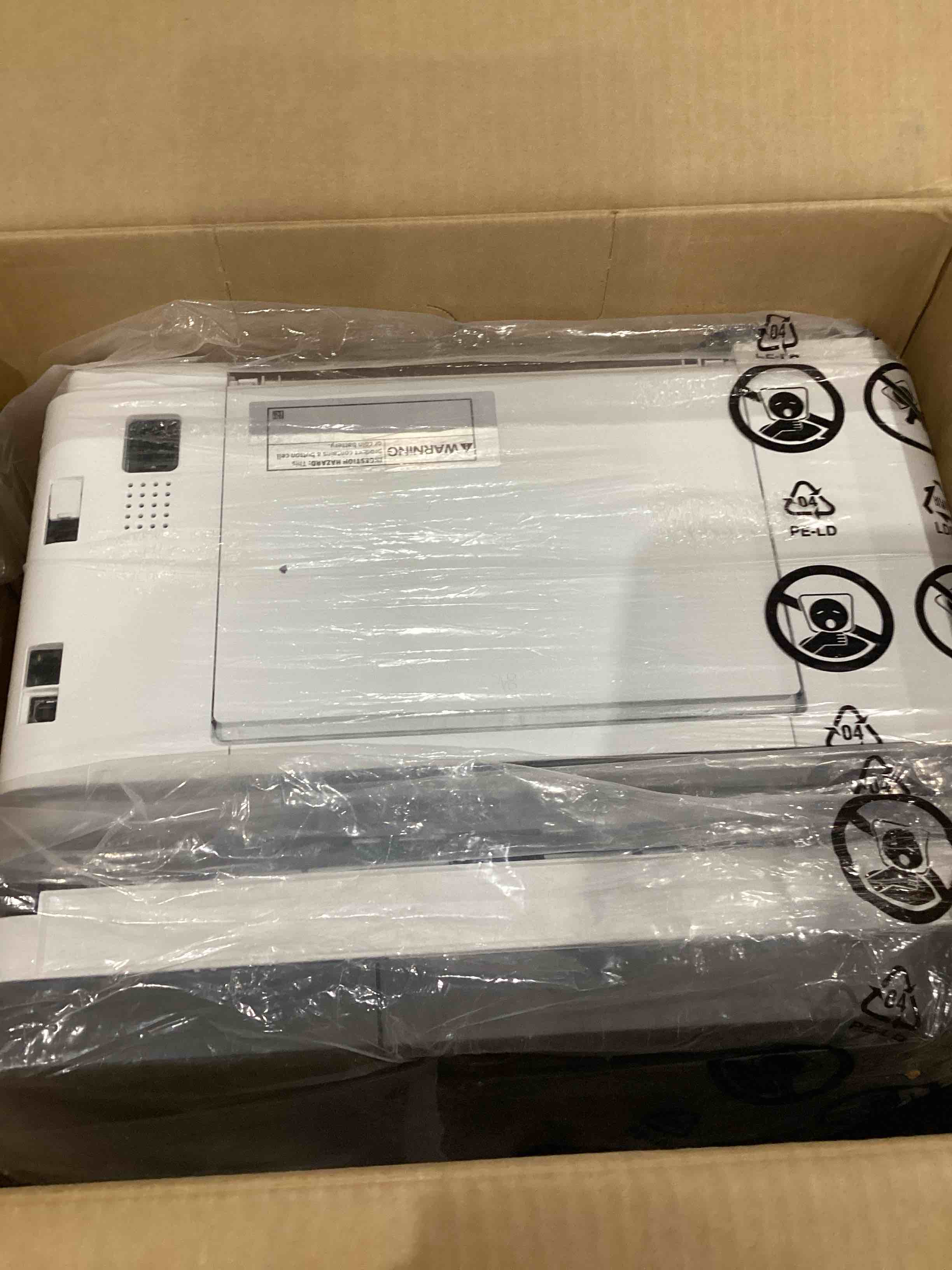 https://s3.amazonaws.com/lotting-images-prod/bidfta/YEL6657624_1746812940125.jpeg