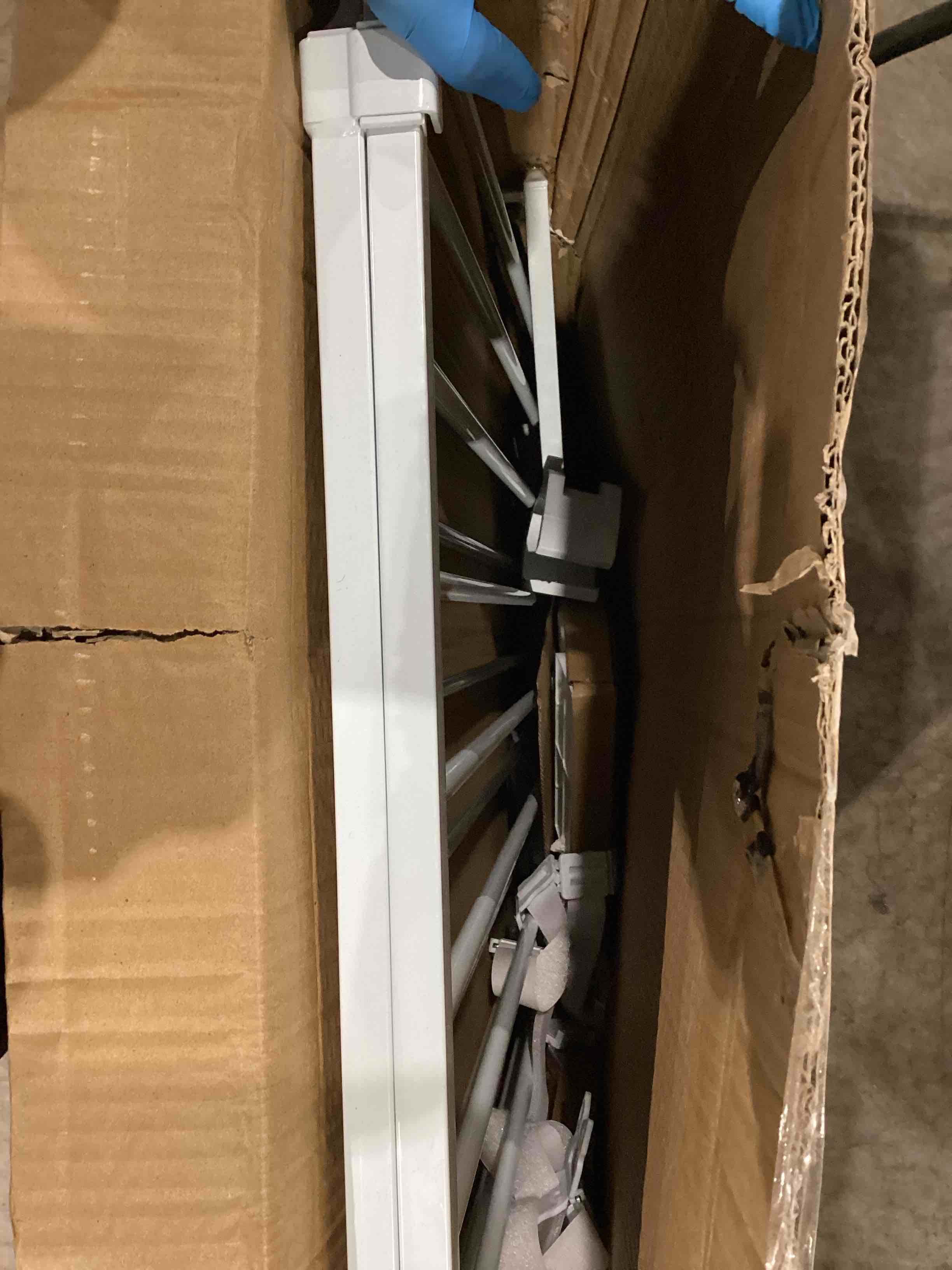 https://s3.amazonaws.com/lotting-images-prod/bidfta/YEL6658532_1750677344036.jpeg