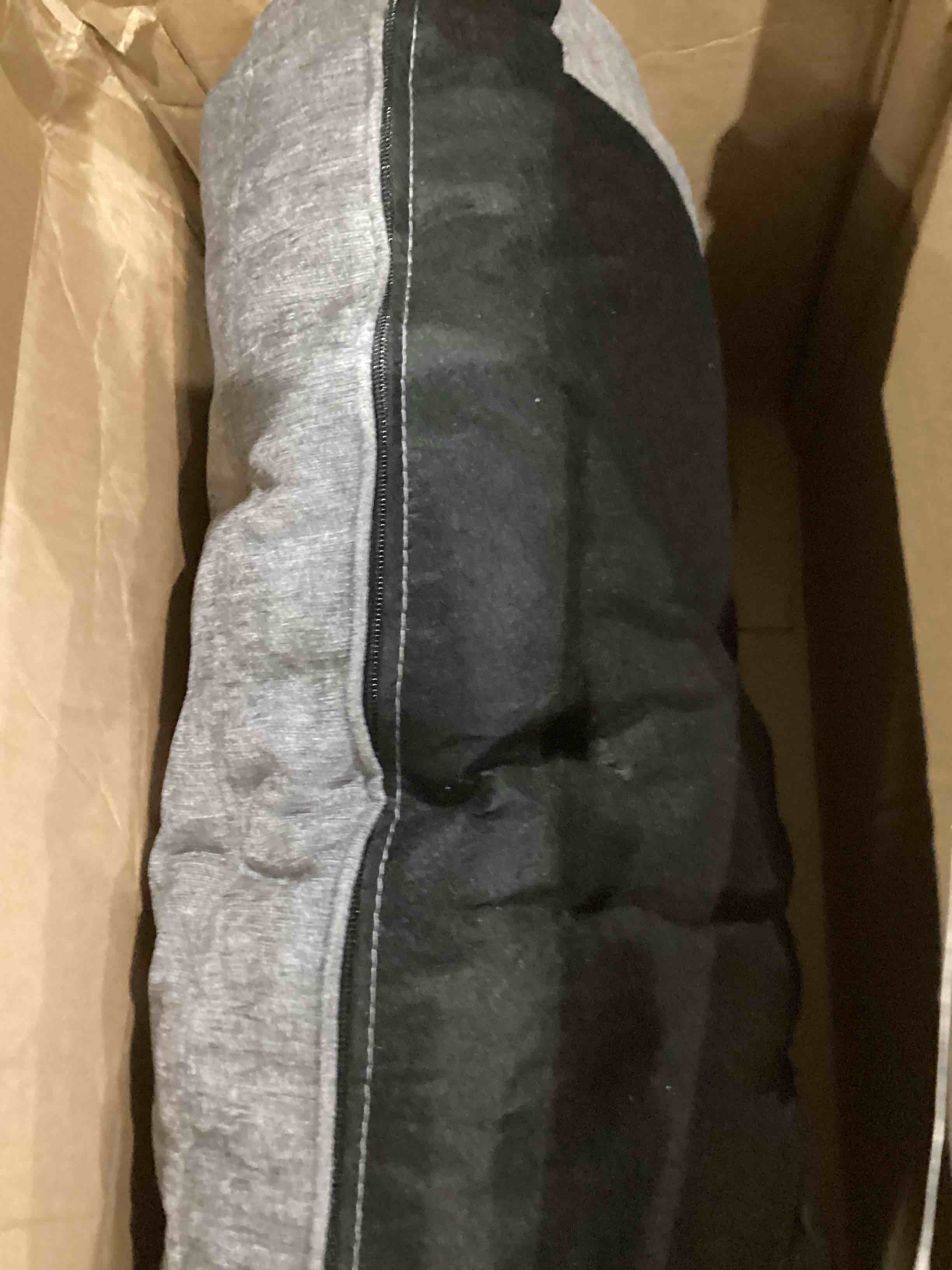 https://s3.amazonaws.com/lotting-images-prod/bidfta/YEL6658662_1750942780300.jpeg