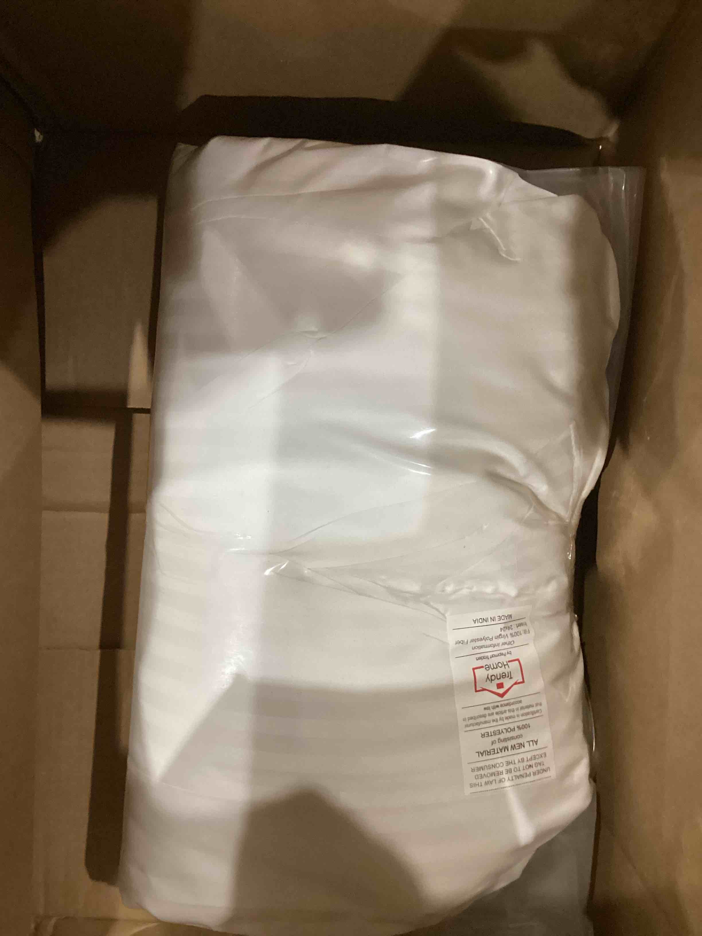 https://s3.amazonaws.com/lotting-images-prod/bidfta/YEL6658730_1751023831971.jpeg