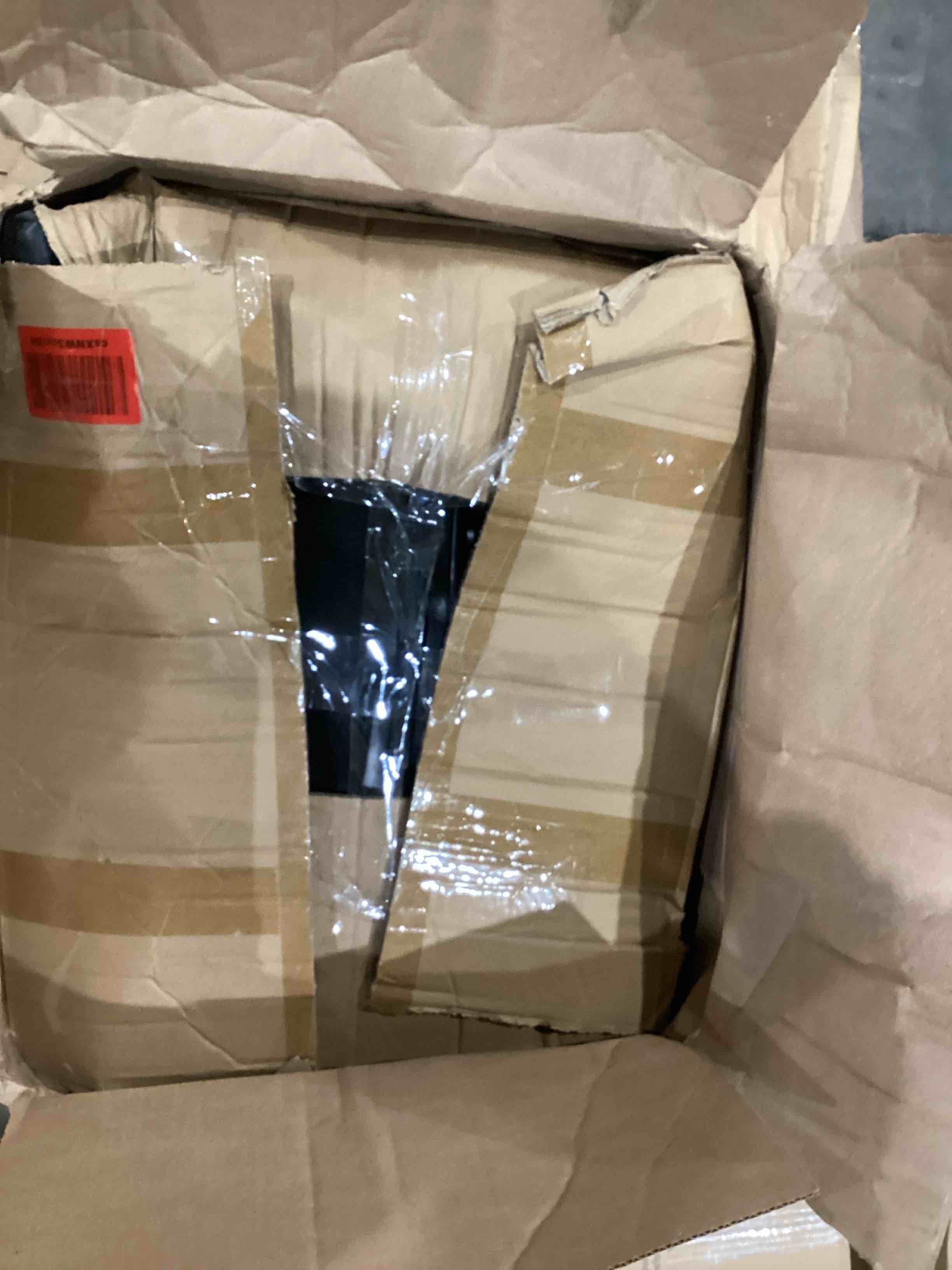 https://s3.amazonaws.com/lotting-images-prod/bidfta/YEL6658920_1751292852046.jpeg