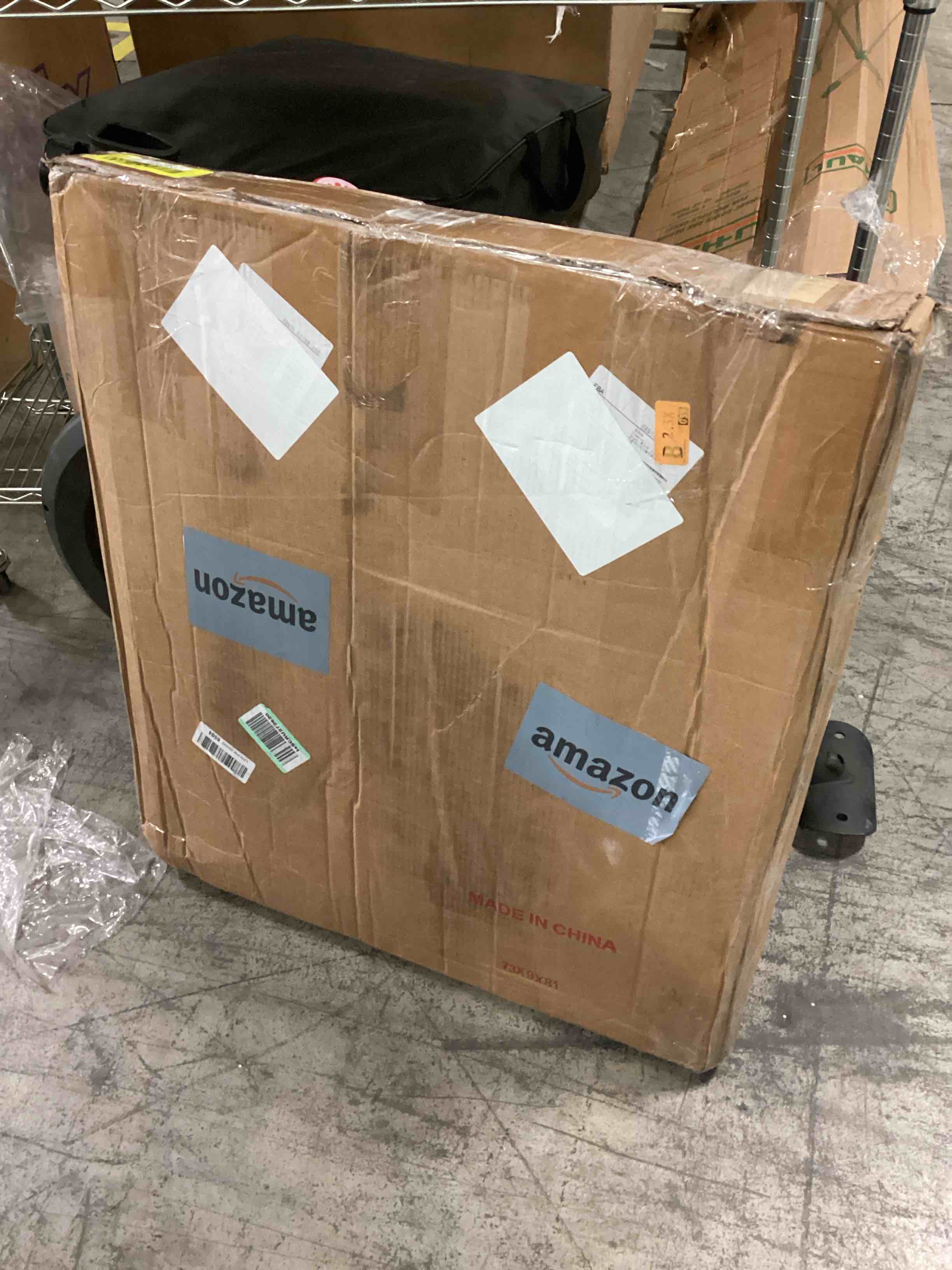 https://s3.amazonaws.com/lotting-images-prod/bidfta/YEL6663937_1729264916192.jpeg