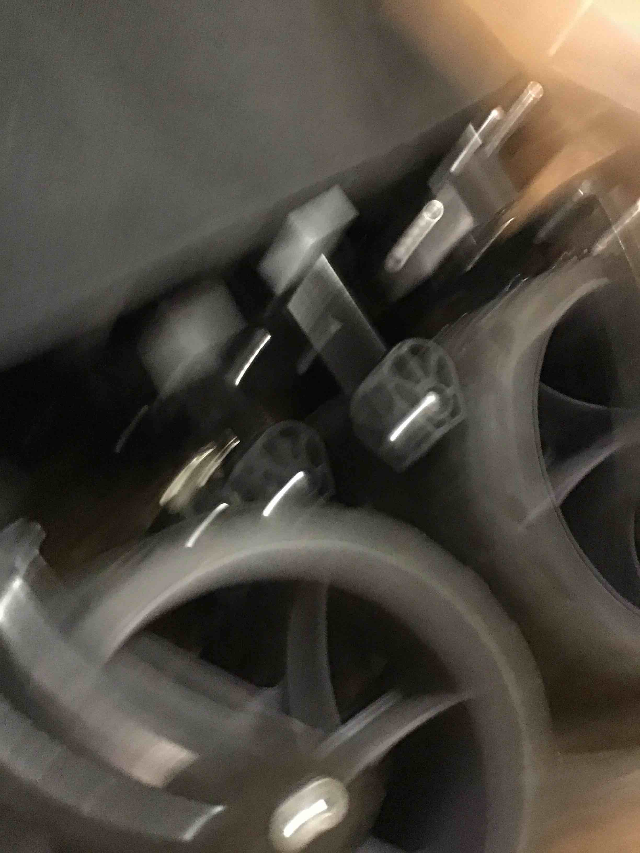 https://s3.amazonaws.com/lotting-images-prod/bidfta/YEL6669076_1721909288004.jpeg