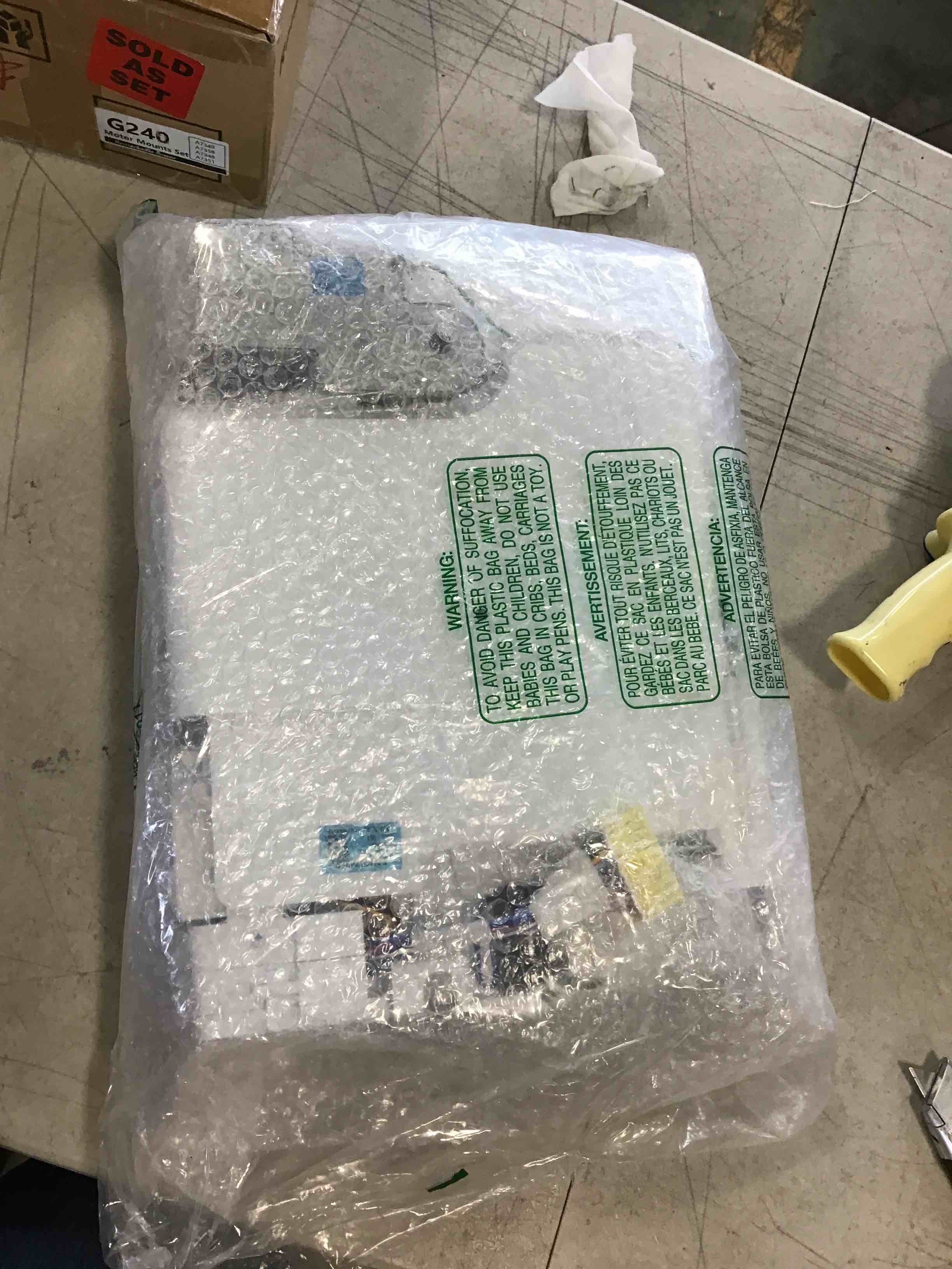 https://s3.amazonaws.com/lotting-images-prod/bidfta/YEL6669657_1721667614537.jpeg