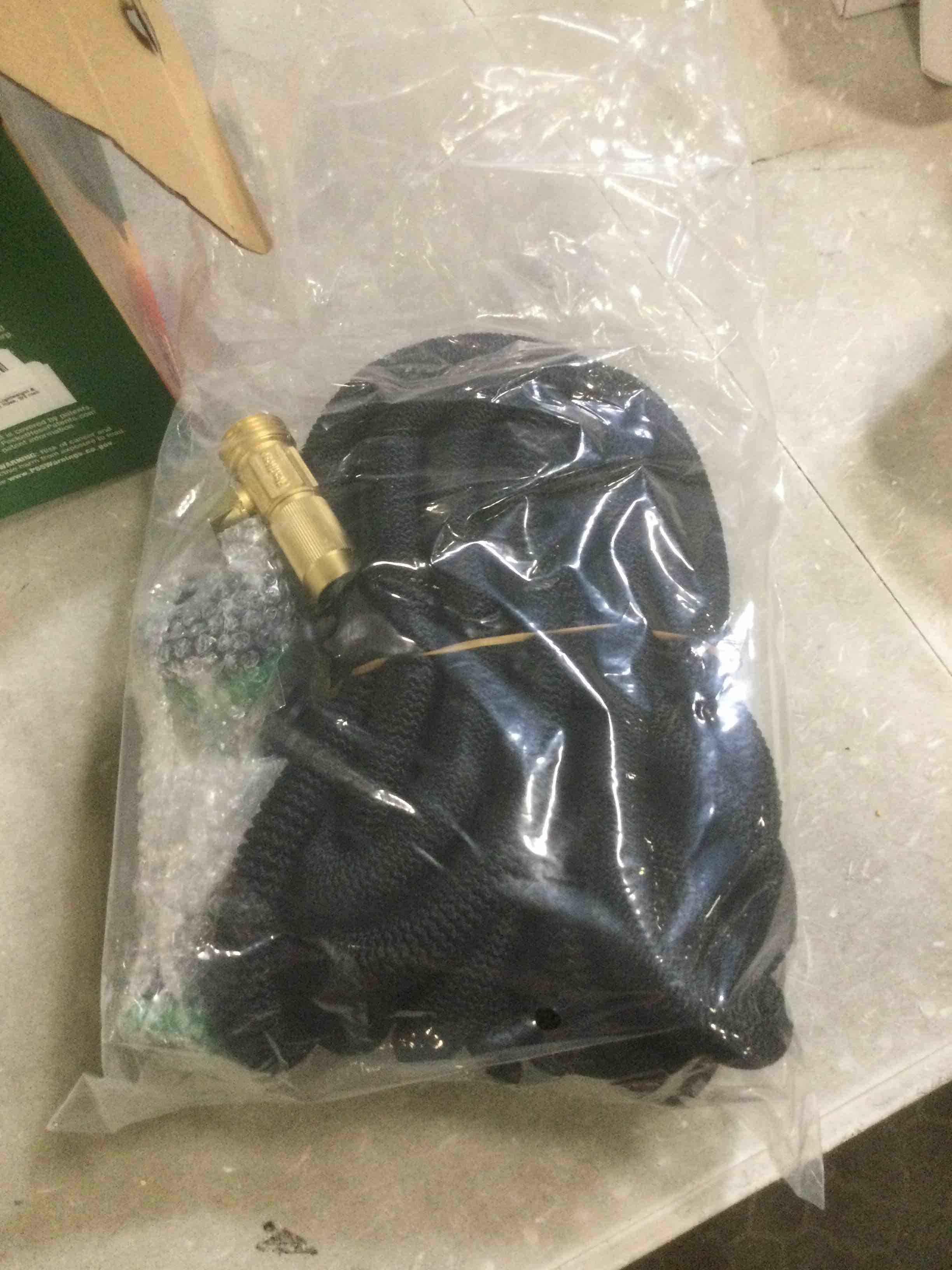 https://s3.amazonaws.com/lotting-images-prod/bidfta/YEL6669960_1721762623153.jpeg
