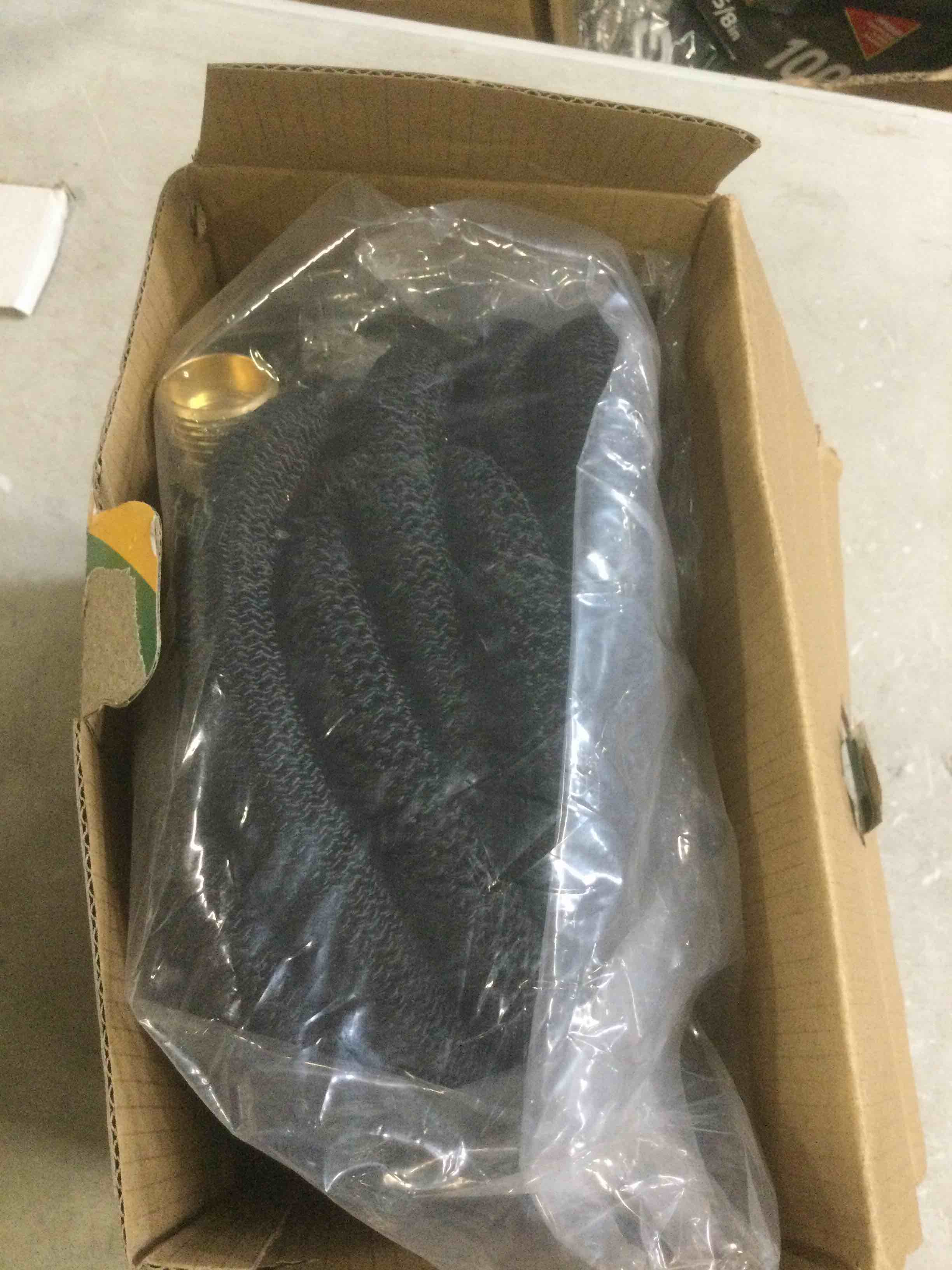 https://s3.amazonaws.com/lotting-images-prod/bidfta/YEL6669960_1721762635269.jpeg