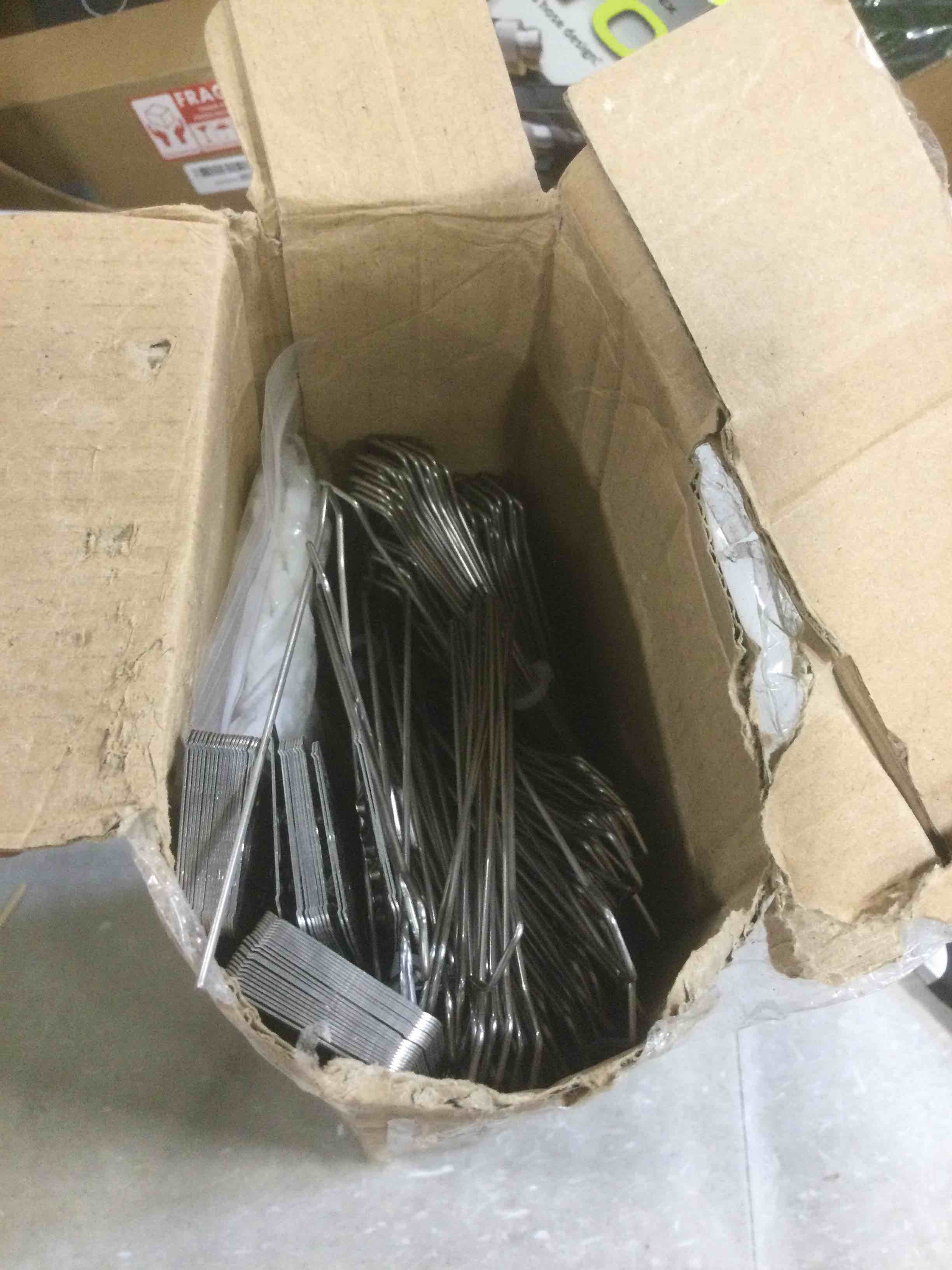 https://s3.amazonaws.com/lotting-images-prod/bidfta/YEL6669969_1721763245439.jpeg