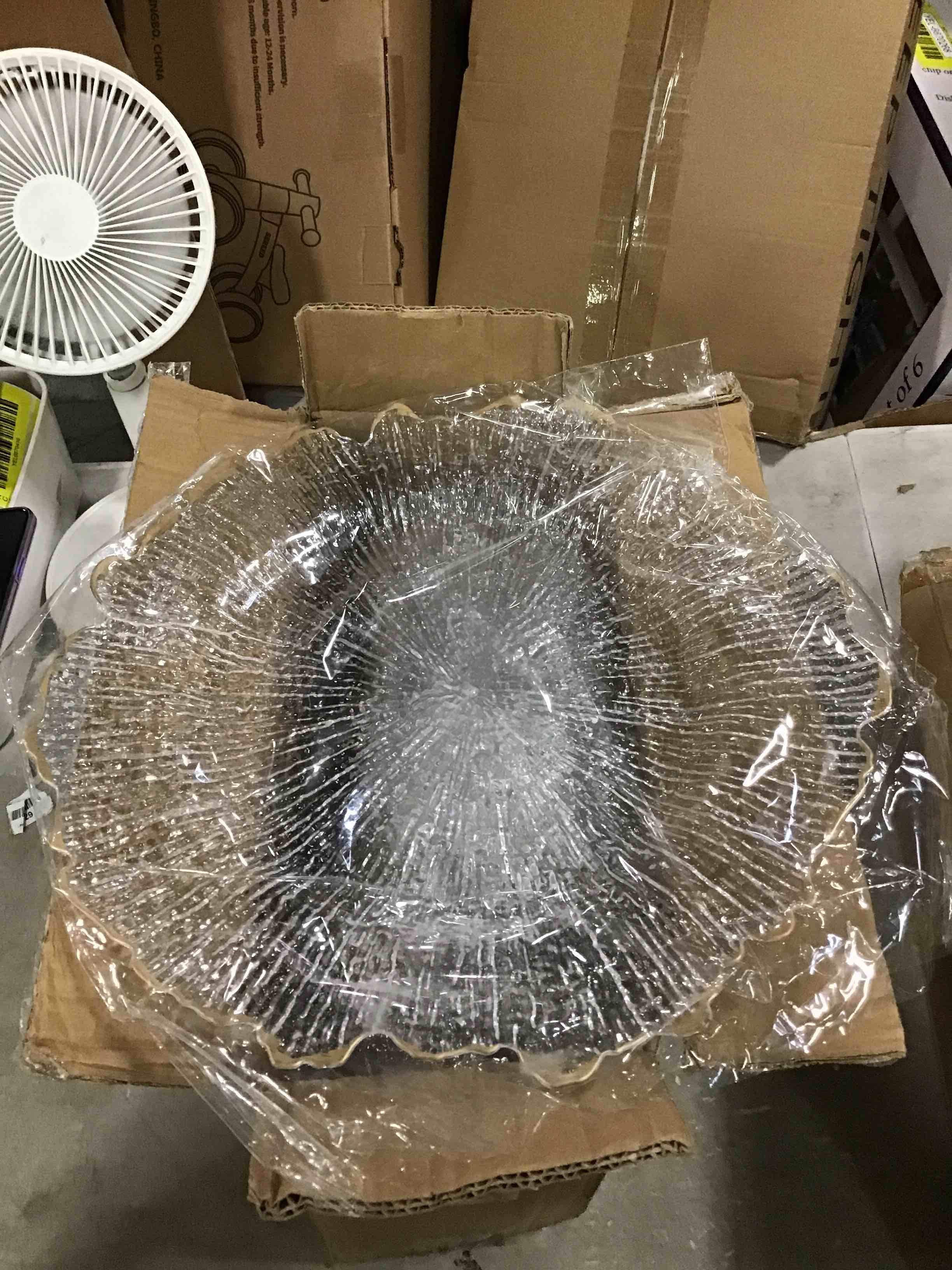 https://s3.amazonaws.com/lotting-images-prod/bidfta/YEL6670317_1721906714696.jpeg