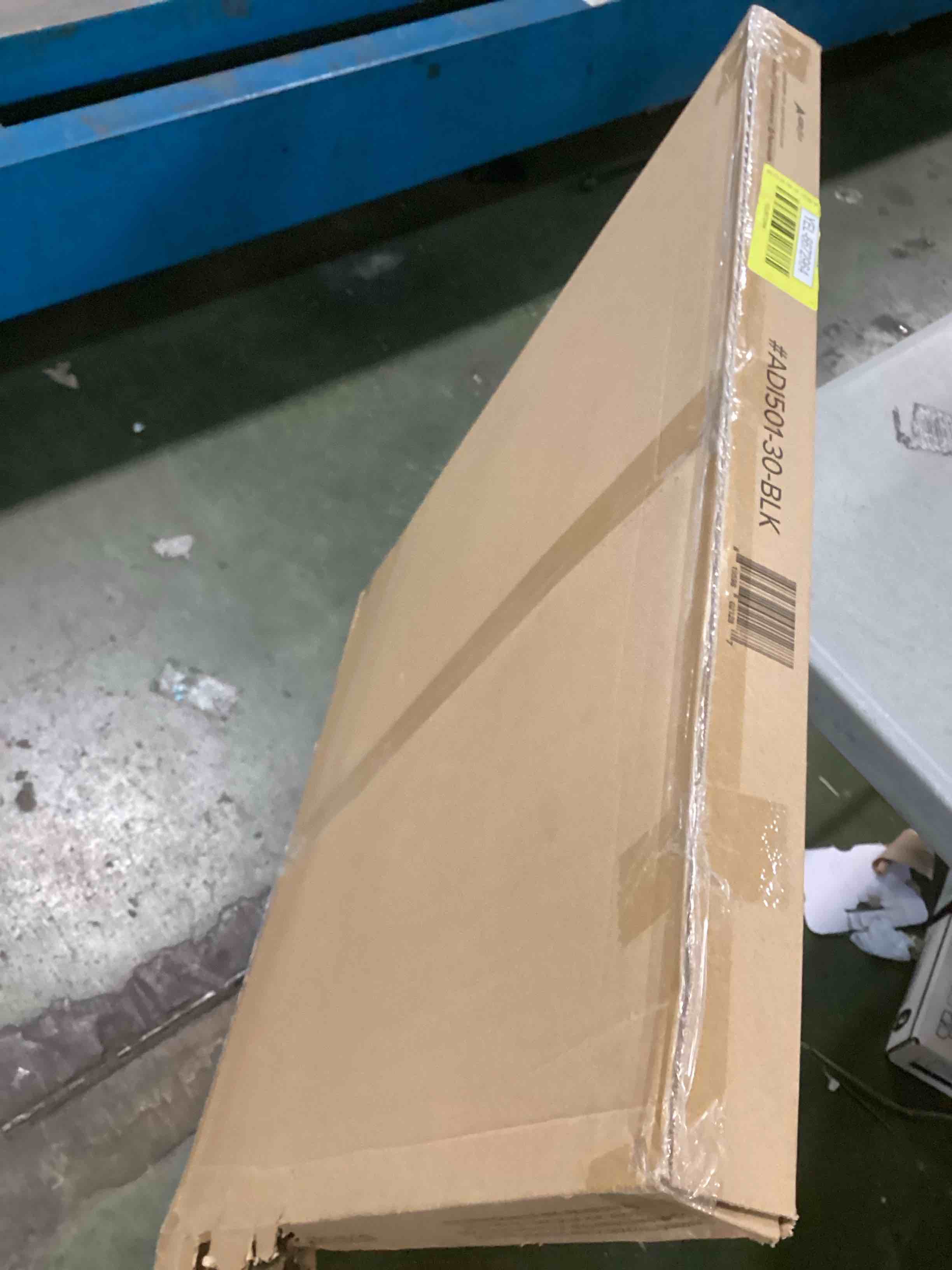 https://s3.amazonaws.com/lotting-images-prod/bidfta/YEL6672964_1722456645312.jpeg