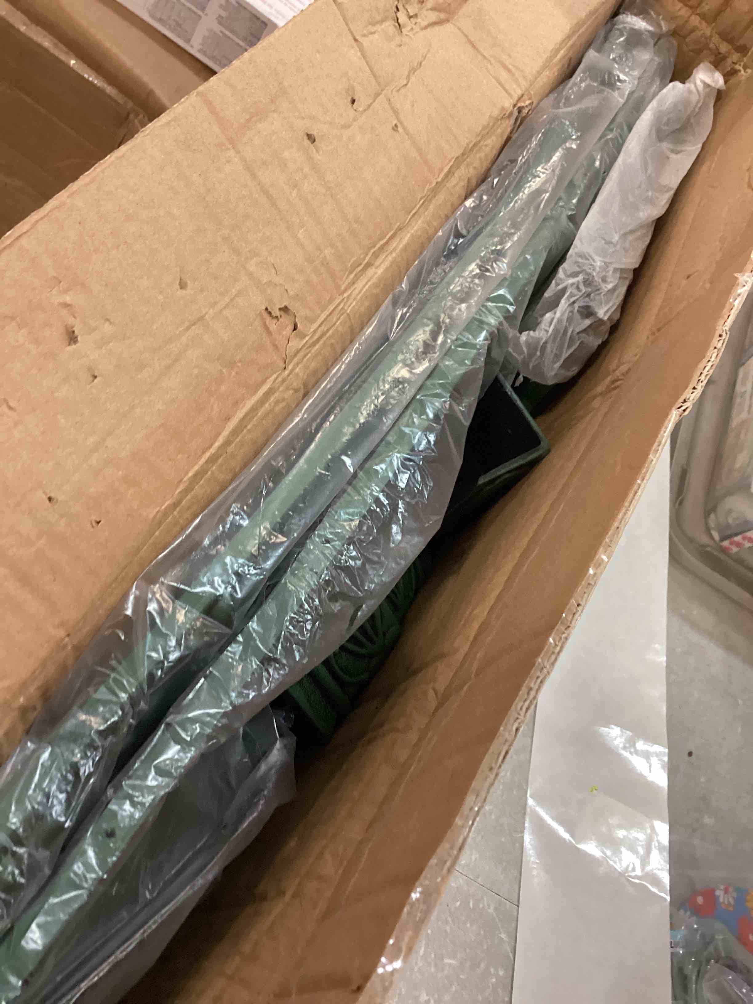 https://s3.amazonaws.com/lotting-images-prod/bidfta/YEL6673345_1722864406197.jpeg