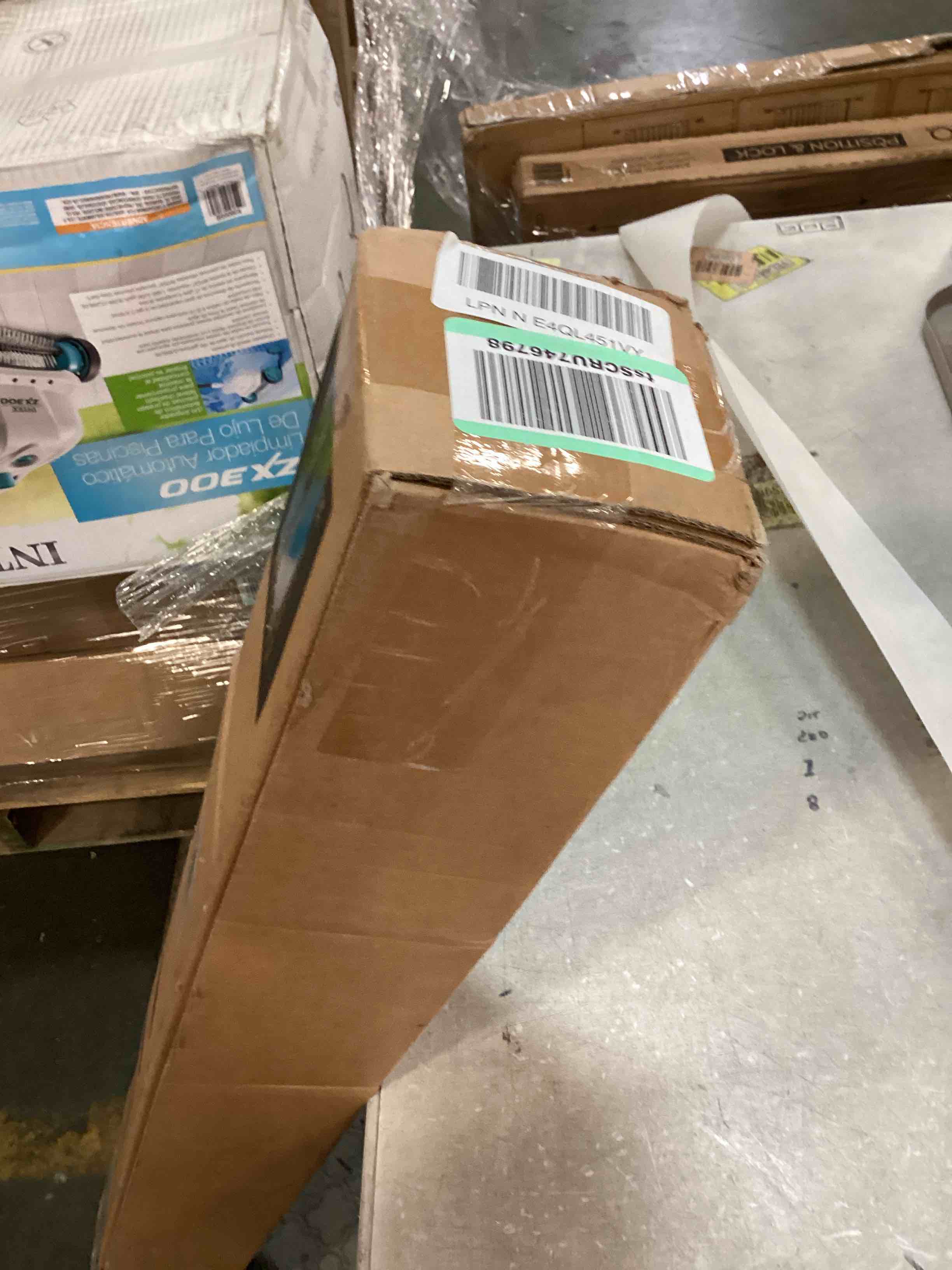 https://s3.amazonaws.com/lotting-images-prod/bidfta/YEL6673438_1722873931285.jpeg