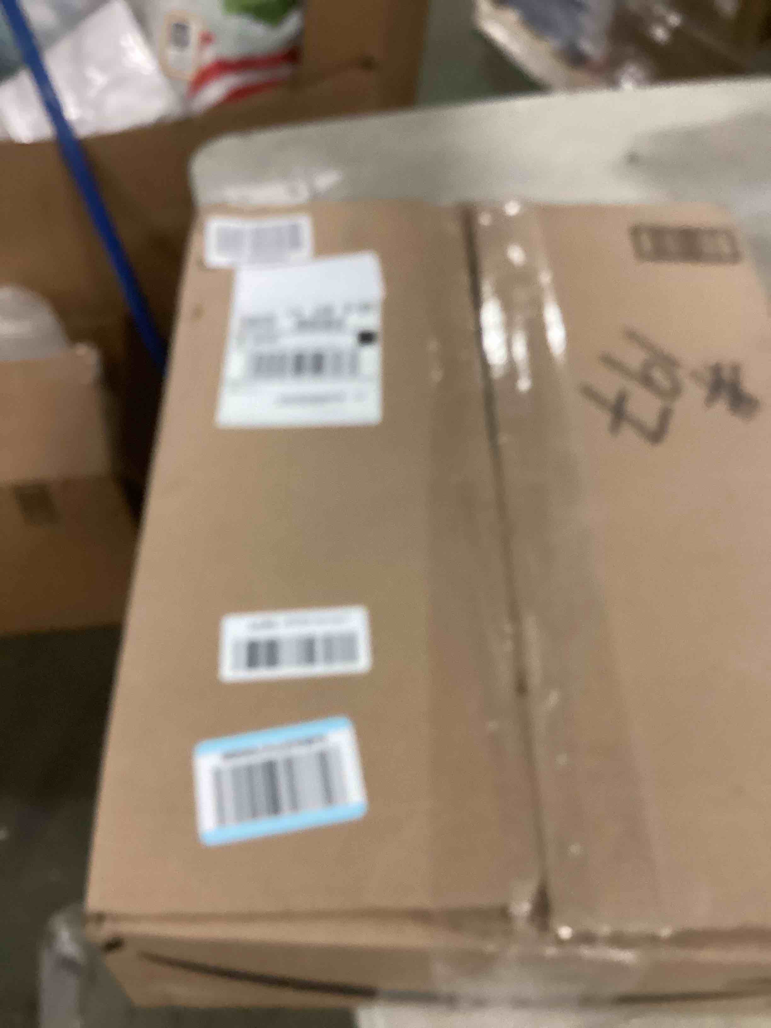 https://s3.amazonaws.com/lotting-images-prod/bidfta/YEL6674459_1734538676466.jpeg