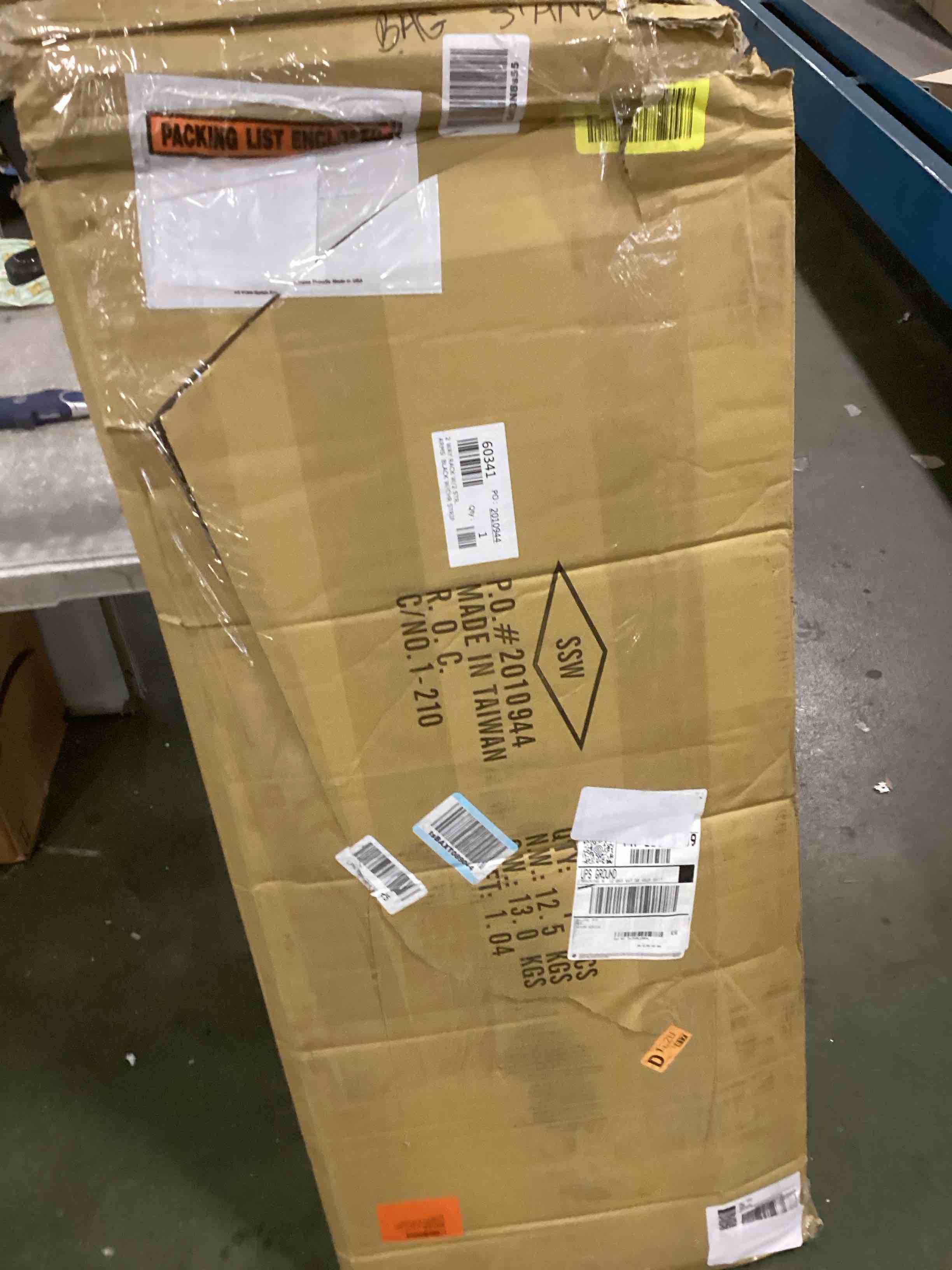 https://s3.amazonaws.com/lotting-images-prod/bidfta/YEL6674868_1734710541560.jpeg